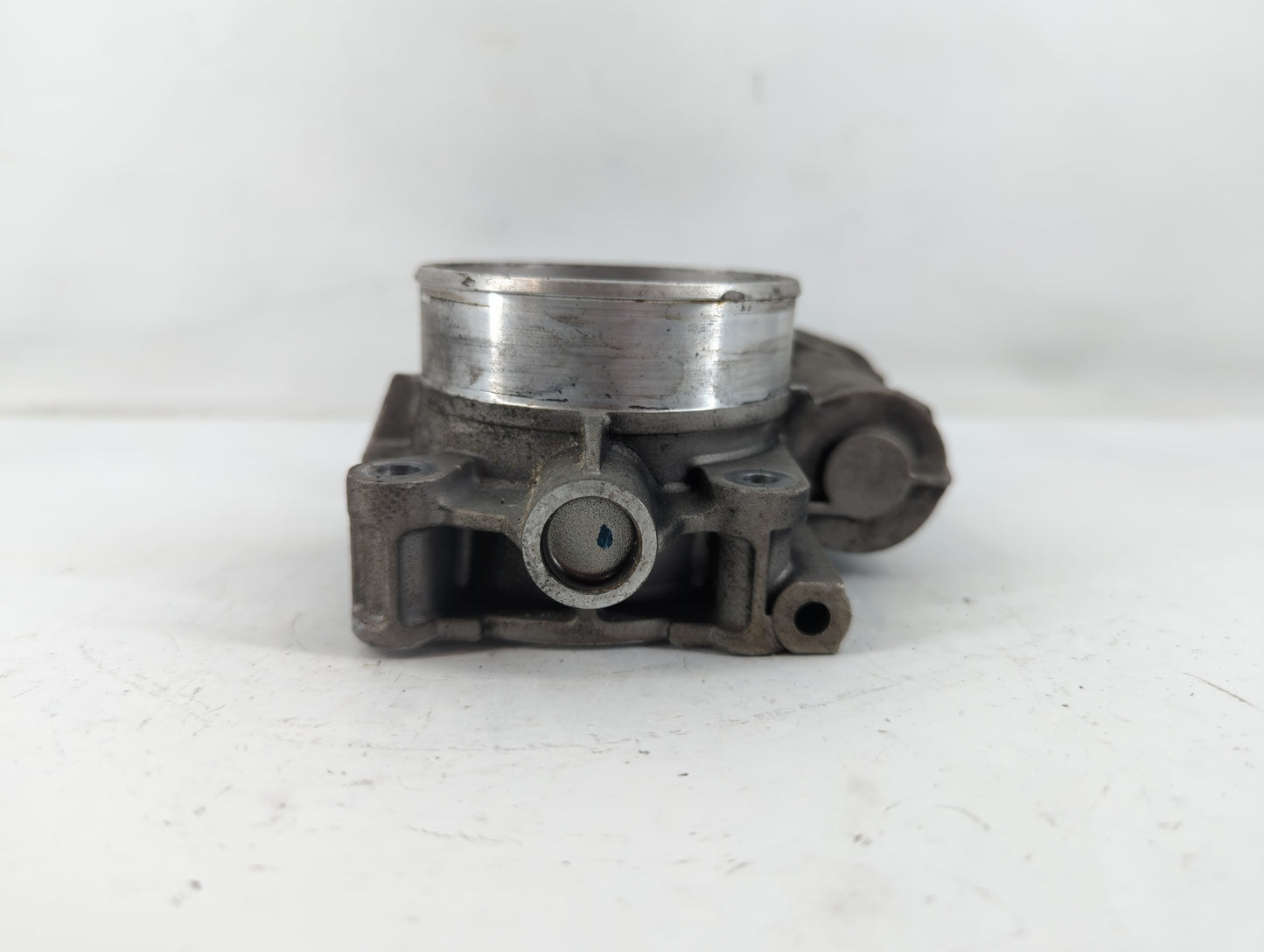 2011 Chevrolet Traverse Throttle Body P/N:AA7100 Fits Fits 2007 2008 2009 2010 OEM Used Auto Parts - Oemusedautoparts1.com