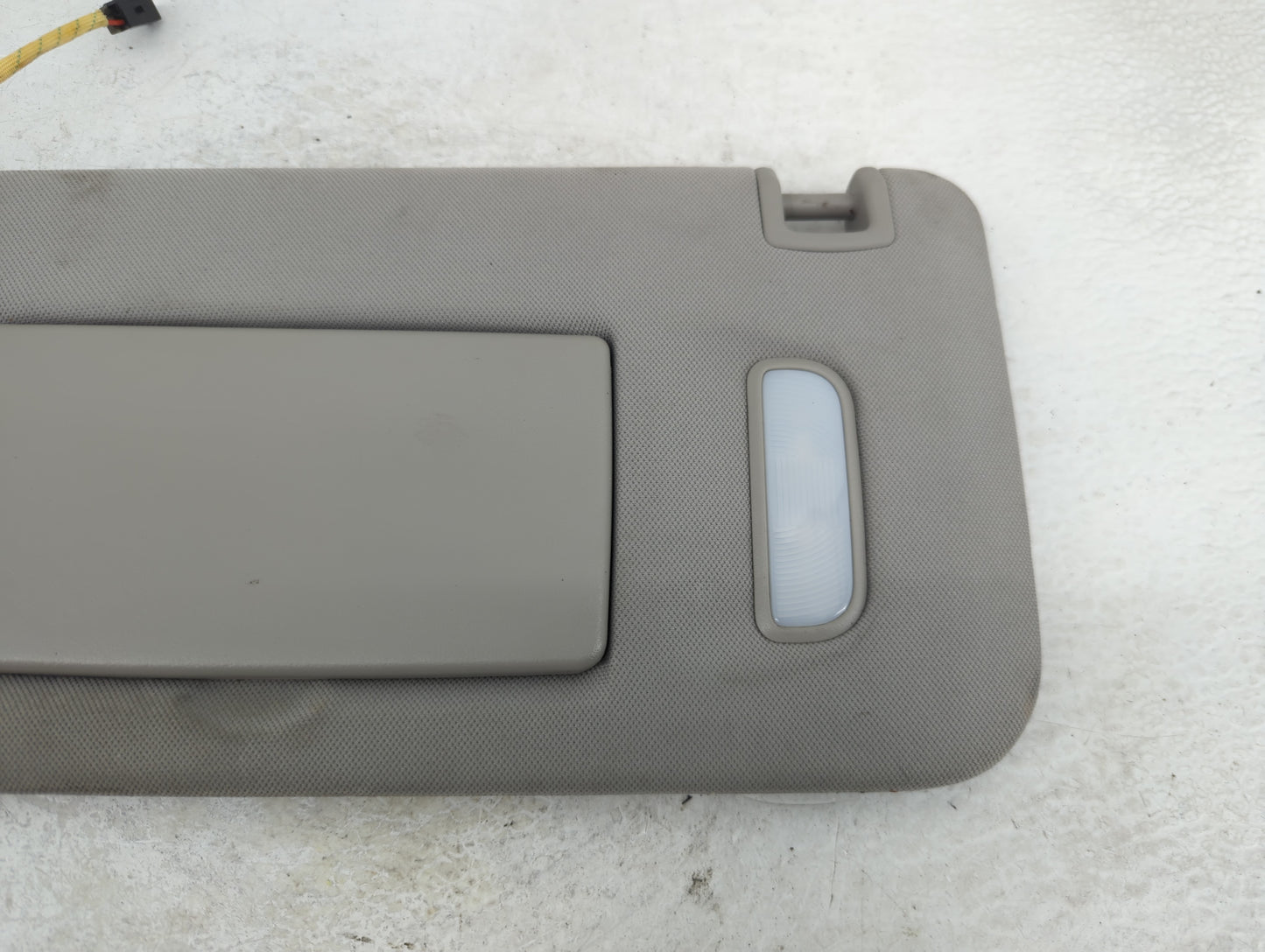 2011 Chevrolet Traverse Sun Visor Shade Replacement Driver Left Mirror Fits OEM Used Auto Parts - Oemusedautoparts1.com
