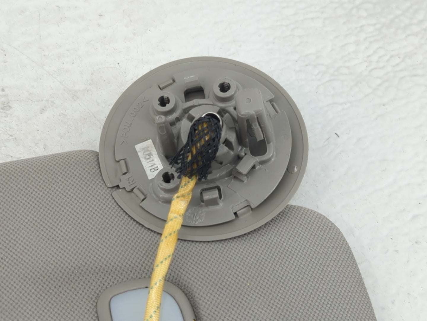 2011 Chevrolet Traverse Sun Visor Shade Replacement Passenger Right Mirror Fits OEM Used Auto Parts - Oemusedautoparts1.com