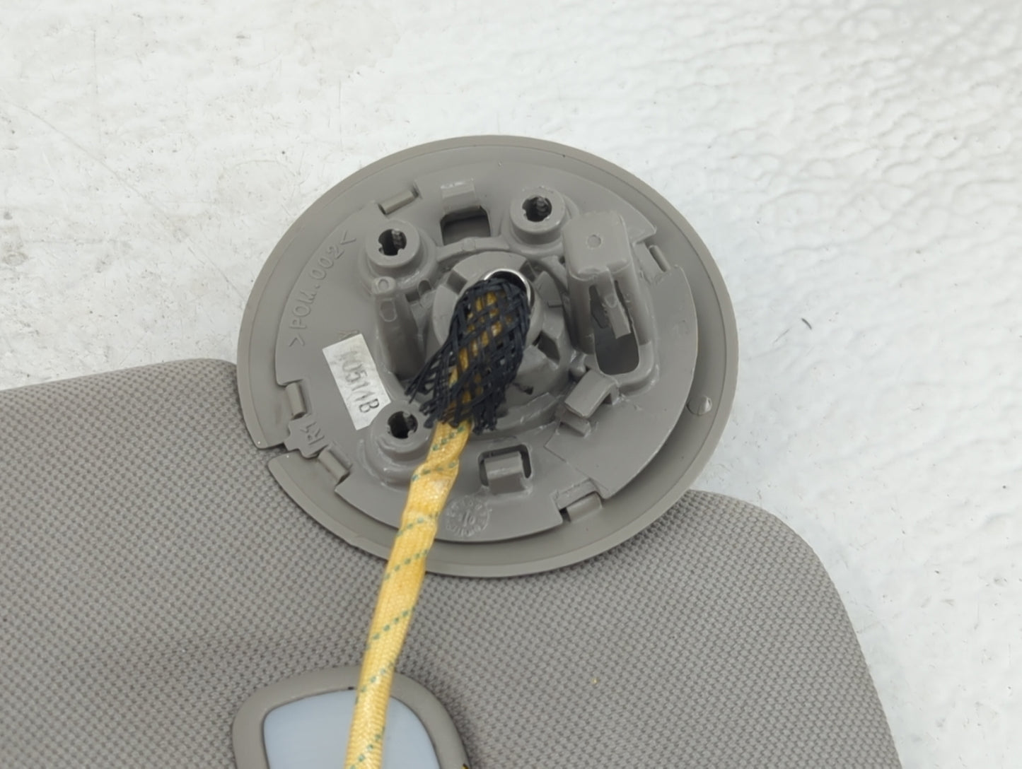 2011 Chevrolet Traverse Sun Visor Shade Replacement Passenger Right Mirror Fits OEM Used Auto Parts - Oemusedautoparts1.com