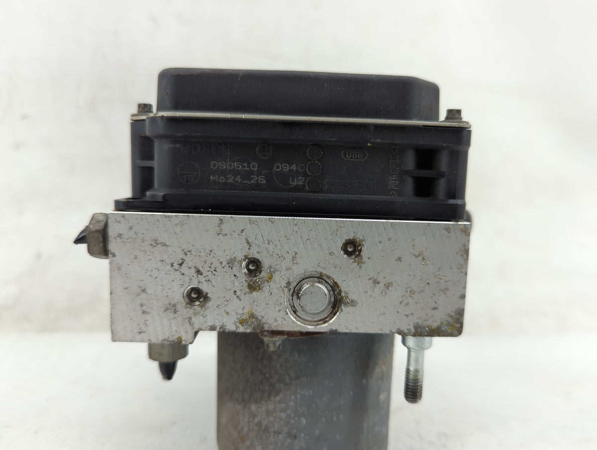 2011 Chevrolet Traverse Anti-Lock Brake ABS Pump Module Actuator OEM Fits OEM Used Auto Parts - Oemusedautoparts1.com
