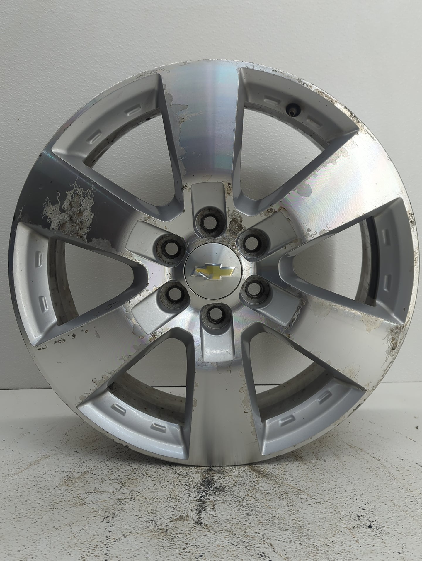 2009-2015 Chevrolet Traverse Oem Wheel Rim - Oemusedautoparts1.com