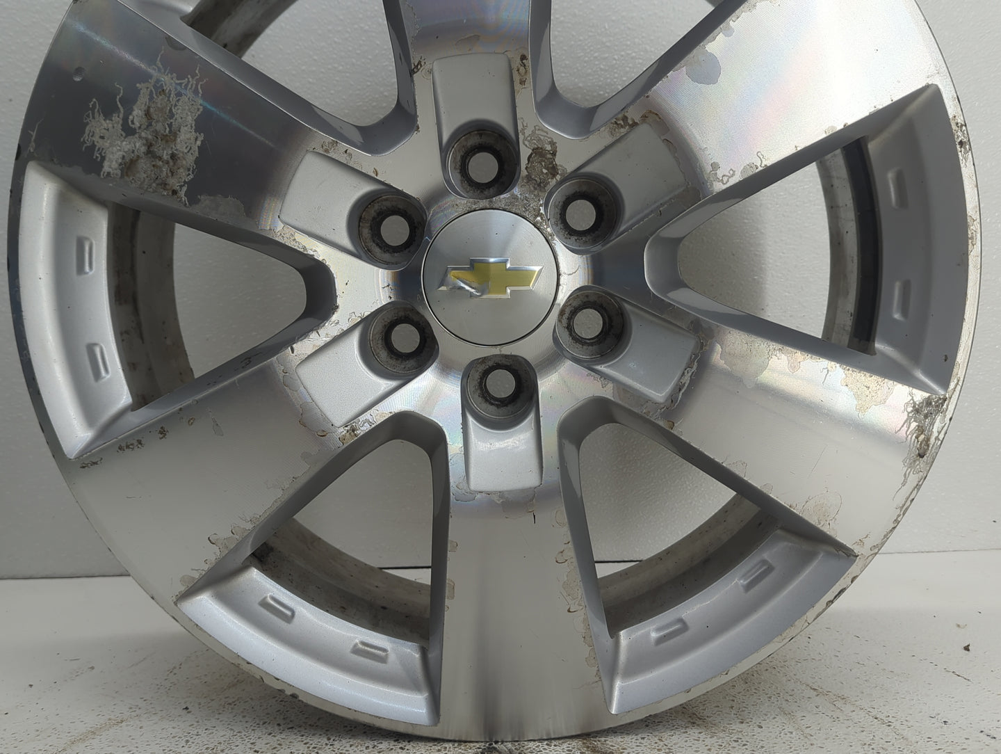 2009-2015 Chevrolet Traverse Oem Wheel Rim - Oemusedautoparts1.com