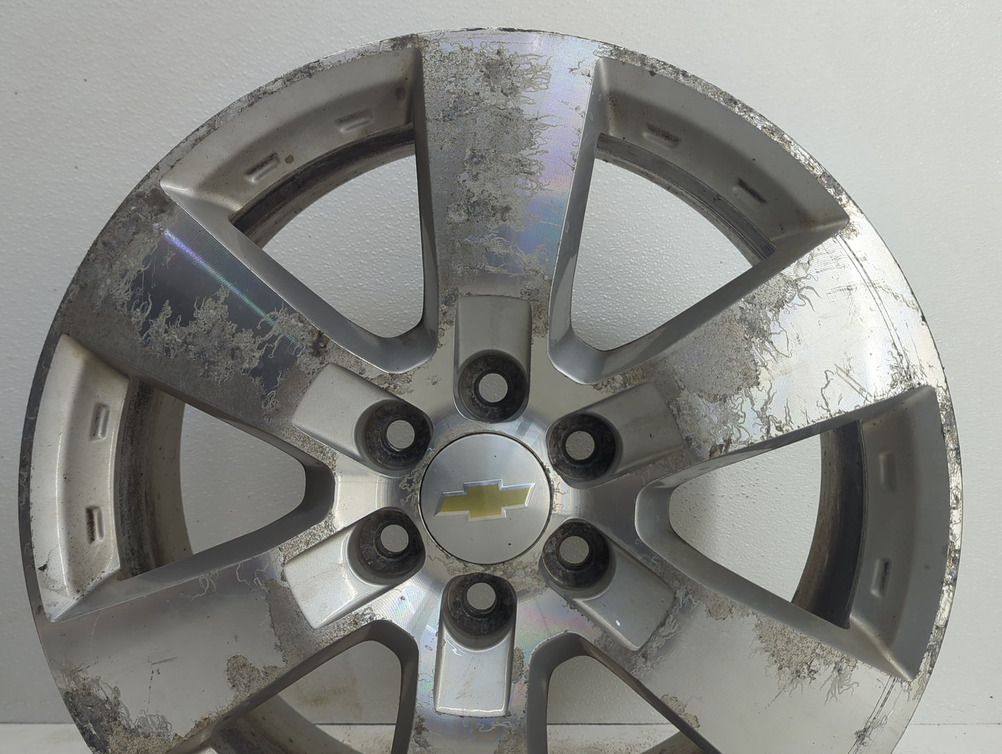 2009-2015 Chevrolet Traverse Oem Wheel Rim 898150 - Oemusedautoparts1.com