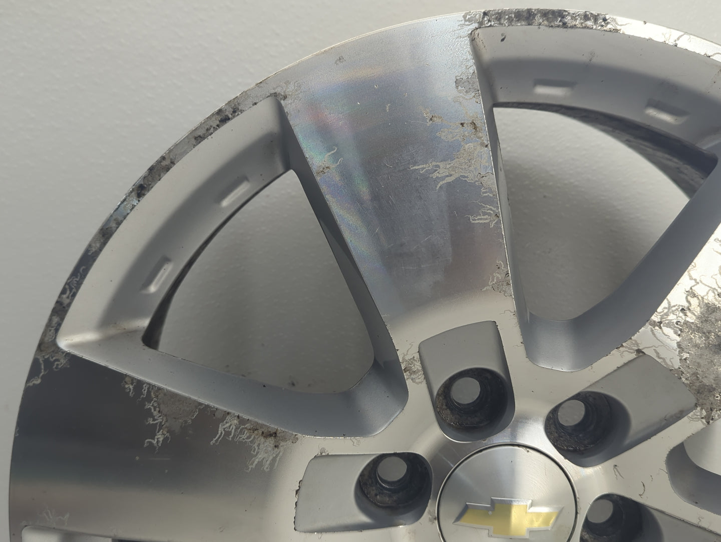 2009-2015 Chevrolet Traverse Oem Wheel Rim 898151 - Oemusedautoparts1.com