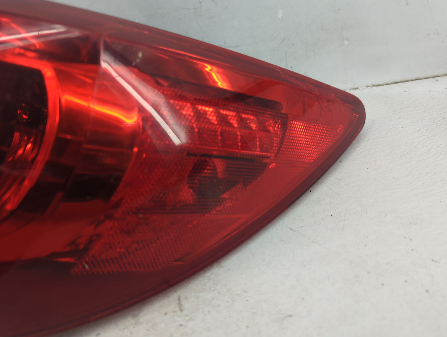 2011 Chevrolet Traverse Tail Light Assembly Passenger Right OEM Fits OEM Used Auto Parts - Oemusedautoparts1.com