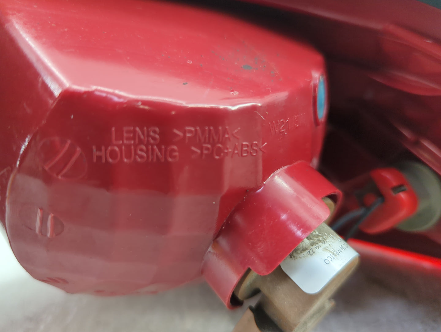 2011 Chevrolet Traverse Tail Light Assembly Driver Left OEM Fits OEM Used Auto Parts - Oemusedautoparts1.com