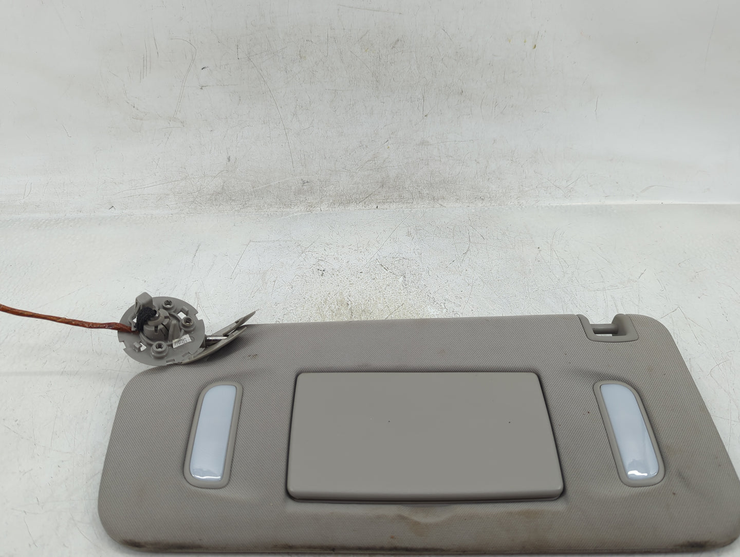 2011 Chevrolet Traverse Sun Visor Shade Replacement Driver Left Mirror Fits OEM Used Auto Parts - Oemusedautoparts1.com
