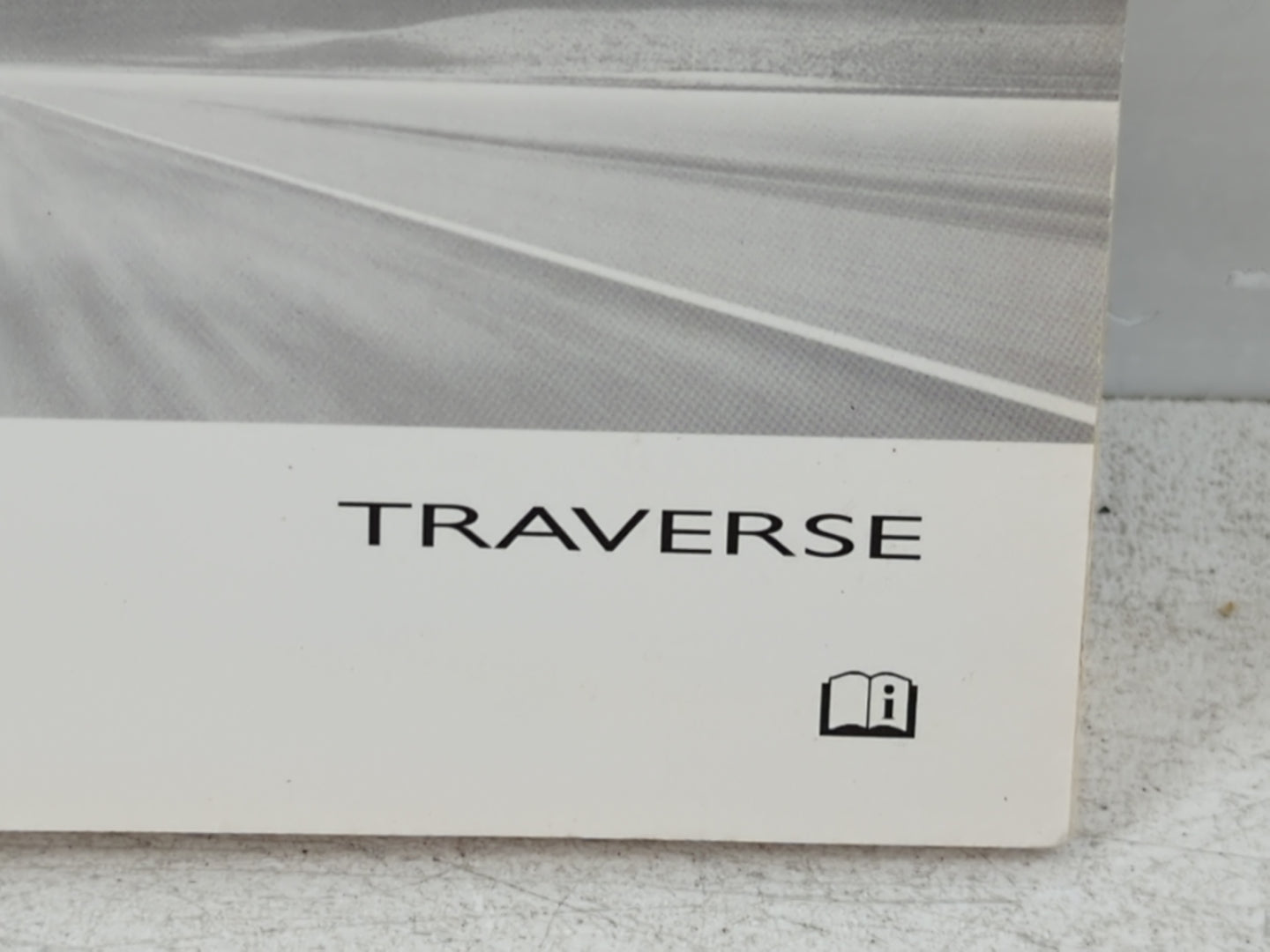 2011 Chevrolet Traverse Owners Manual Book Guide P/N:20759682 B OEM Used Auto Parts - Oemusedautoparts1.com