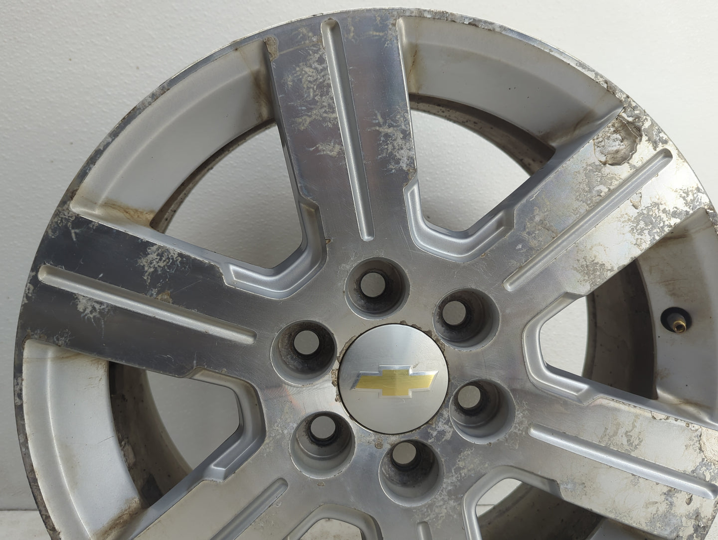 2011 Chevrolet Traverse Oem Wheel Rim - Oemusedautoparts1.com