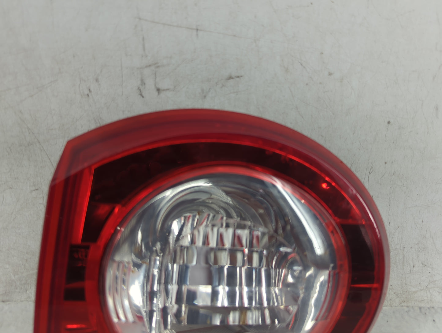 2011 Chevrolet Traverse Passenger Right Side Deck Lid Mounted Tail Light - Oemusedautoparts1.com