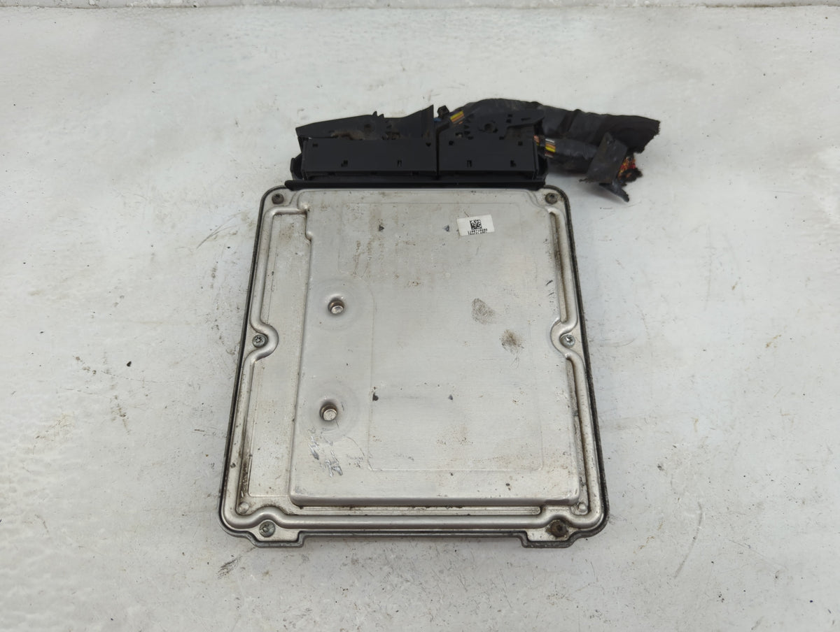 2011 Chevrolet Traverse PCM Engine Control Computer ECU ECM PCU OEM P/N:12635019 12617230 Fits Fits 2010 OEM Used Auto Parts