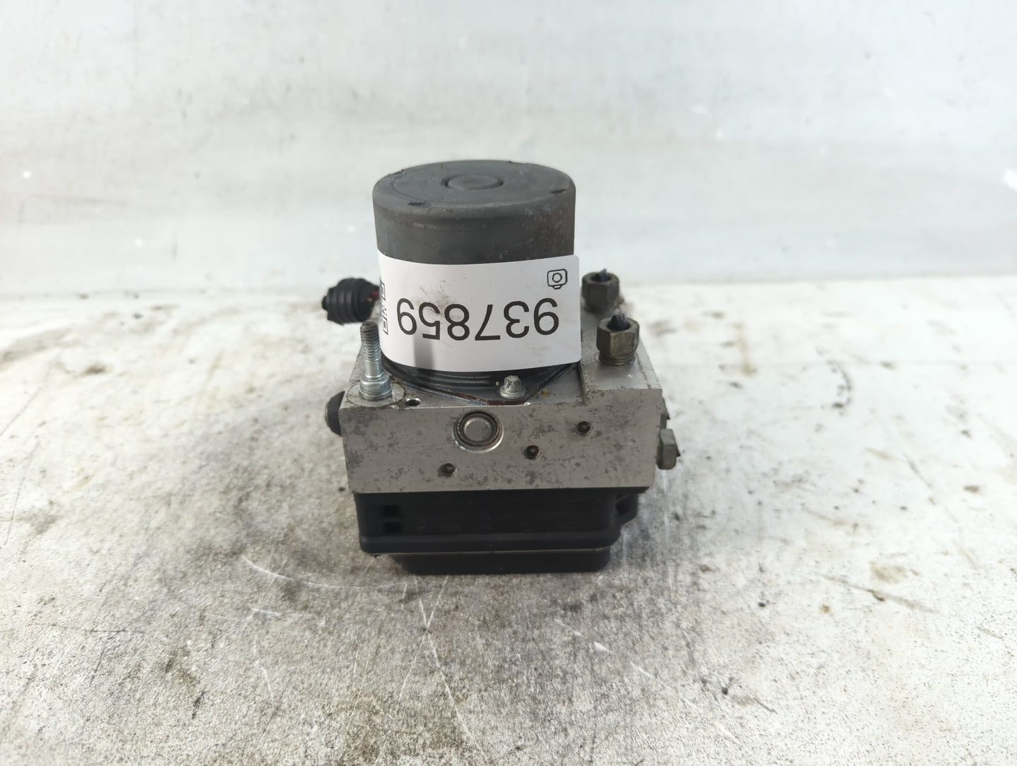 2011 Chevrolet Traverse ABS Pump Control Module Replacement P/N:25840315 MC2, 265 230 111 01 Fits OEM Used Auto Parts - Oemu