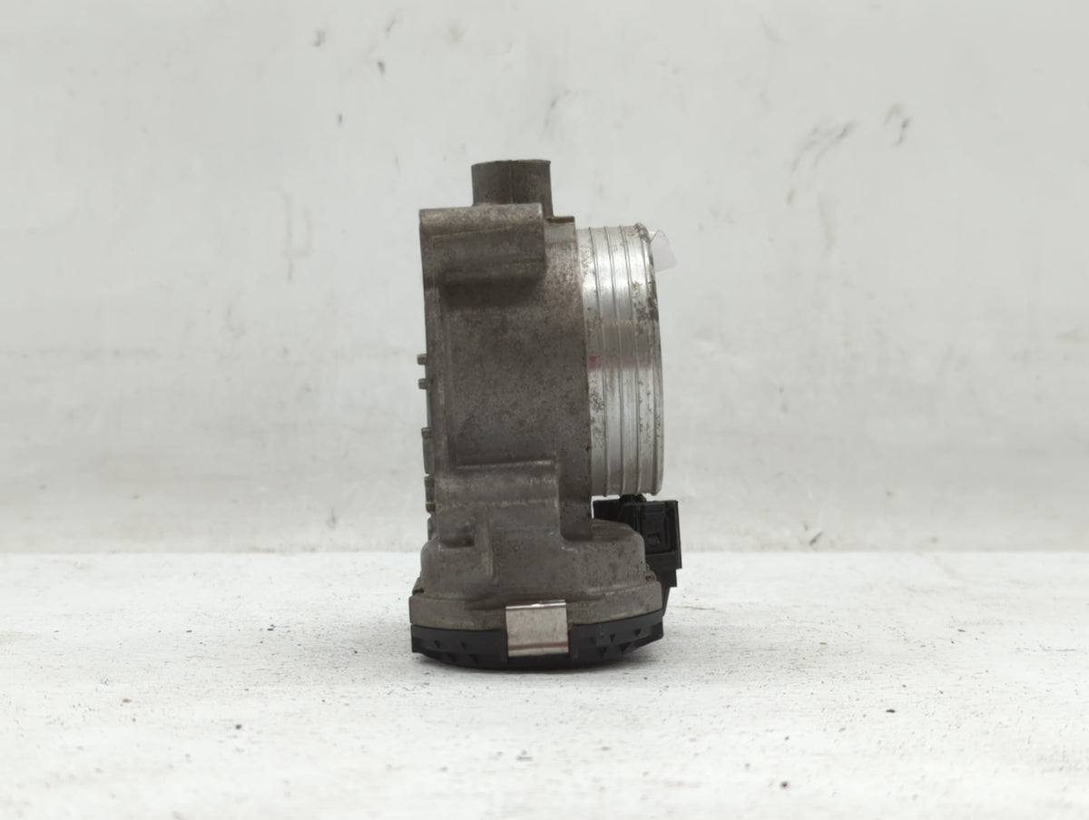 2011 Chevrolet V30 Throttle Body P/N:30711552 Fits Fits 2004 2005 2006 2007 2008 2009 2010 2012 2013 OEM Used Auto Parts - O