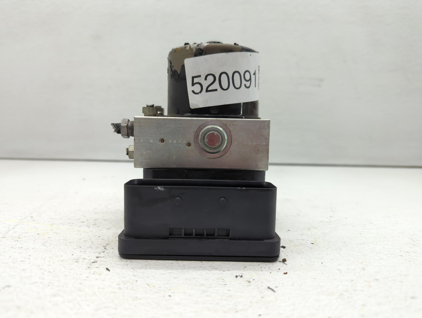 2011 Chevrolet V30 ABS Pump Control Module Replacement P/N:4N51-2C405-GC Fits OEM Used Auto Parts - Oemusedautoparts1.com