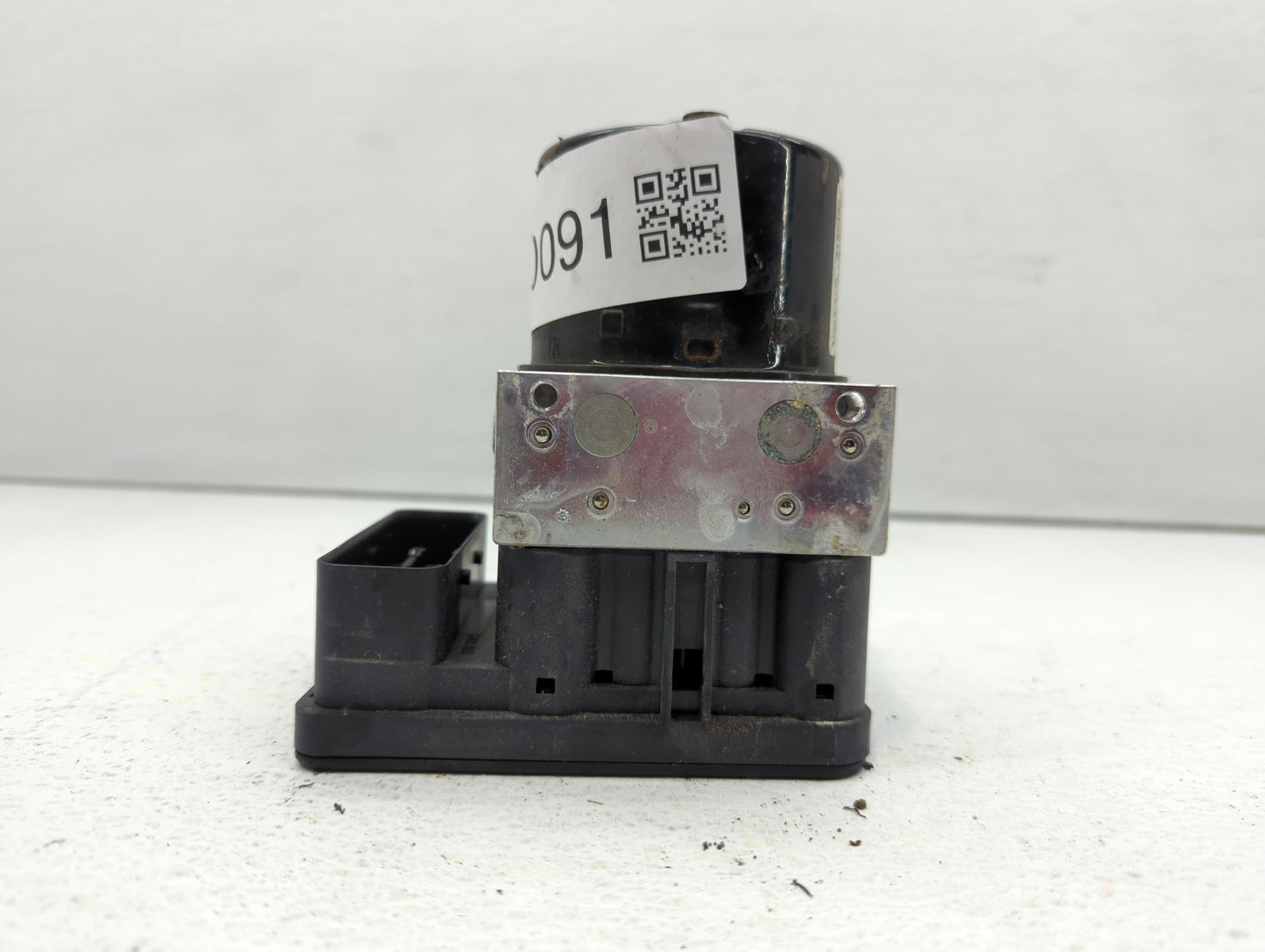 2011 Chevrolet V30 ABS Pump Control Module Replacement P/N:4N51-2C405-GC Fits OEM Used Auto Parts - Oemusedautoparts1.com