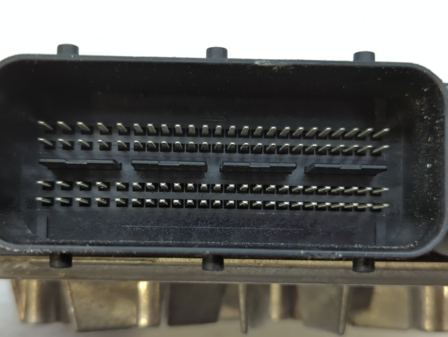 2011 Chevrolet V30 PCM Engine Control Computer ECU ECM PCU OEM P/N:0 261 209 038 Fits OEM Used Auto Parts - Oemusedautoparts