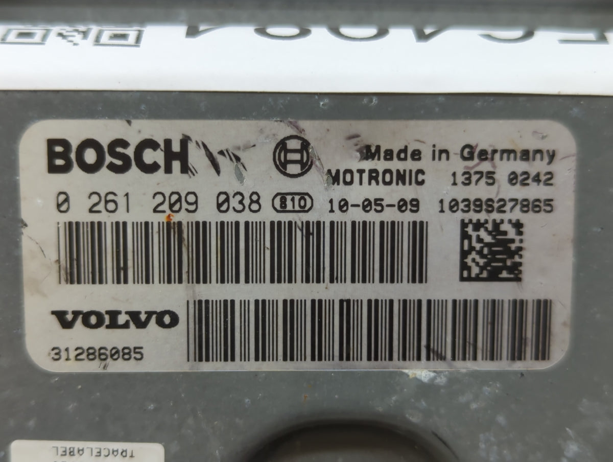 2011 Chevrolet V30 PCM Engine Control Computer ECU ECM PCU OEM P/N:0 261 209 038 Fits Fits 2006 2007 2008 2009 2010 2012 201