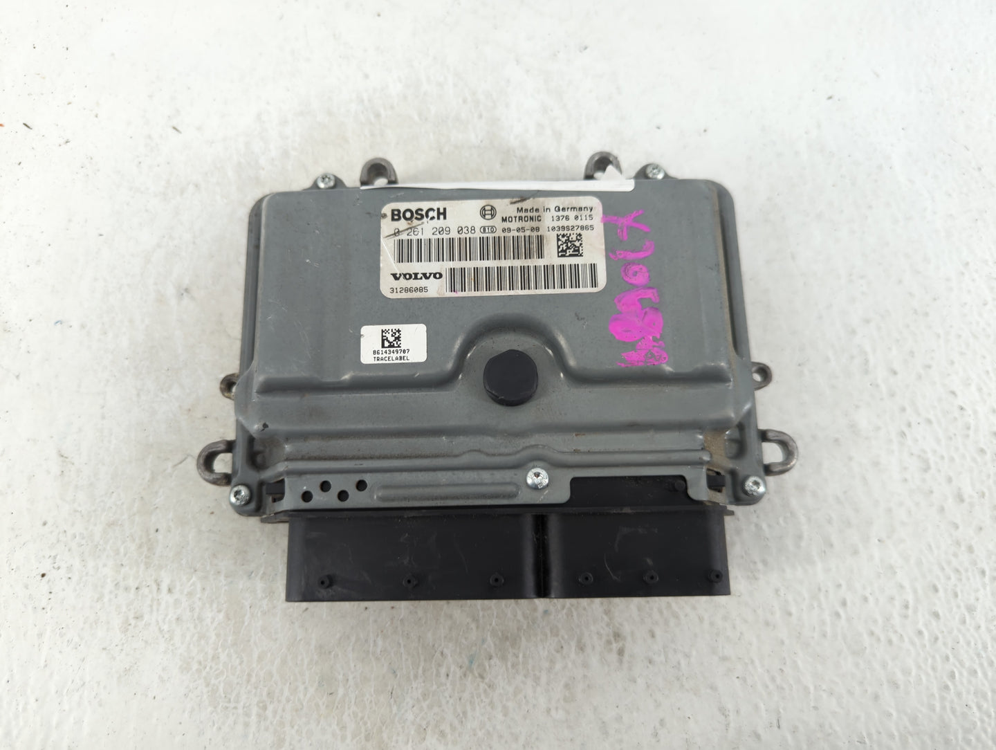 2011 Chevrolet V30 PCM Engine Control Computer ECU ECM PCU OEM P/N:0 261 209 038 Fits OEM Used Auto Parts - Oemusedautoparts