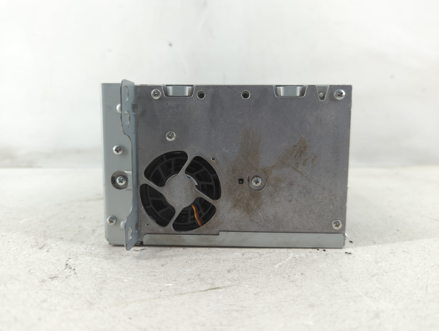 2011 Chevrolet Volt Radio AM FM Cd Player Receiver Replacement P/N:22783165 22850070 Fits OEM Used Auto Parts - Oemusedautop