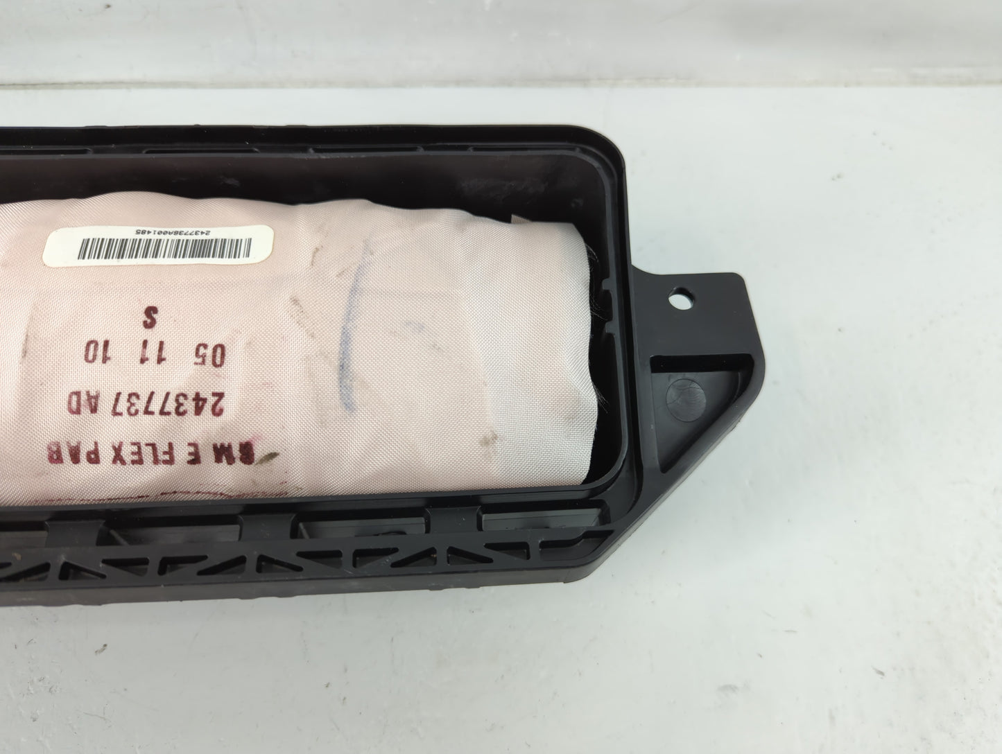 2011 Chevrolet Volt Air Bag Passenger Right Dashboard OEM P/N:4F3 X9U 2J Fits OEM Used Auto Parts - Oemusedautoparts1.com