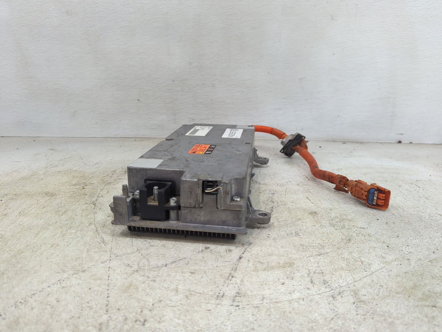 2011 Volt Ac Dc Power Control Module Accessory Computer Power Inverter - Oemusedautoparts1.com