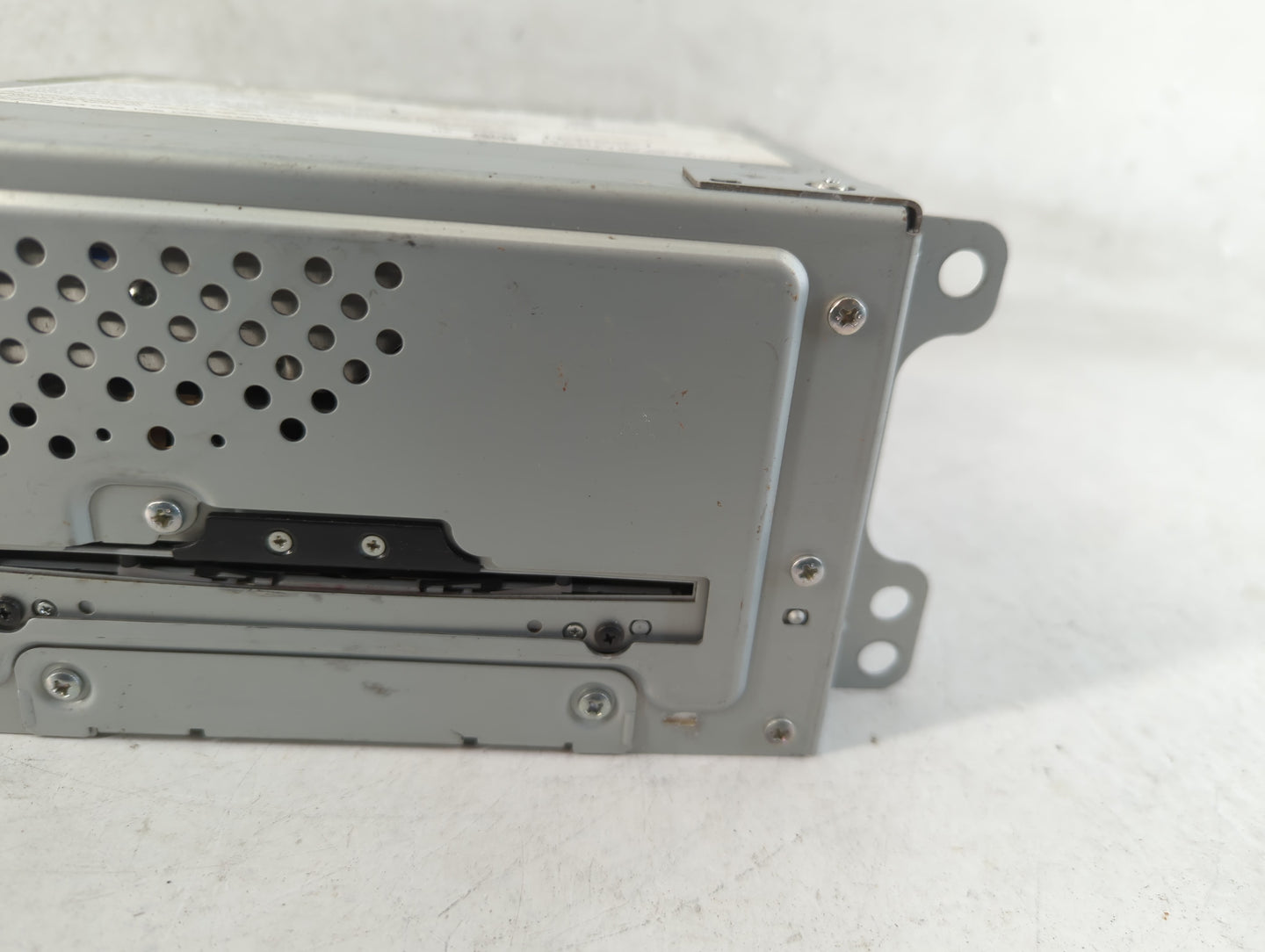 2011 Chevrolet Volt Radio AM FM Cd Player Receiver Replacement P/N:DW468100-6755 22783165 Fits OEM Used Auto Parts - Oemused