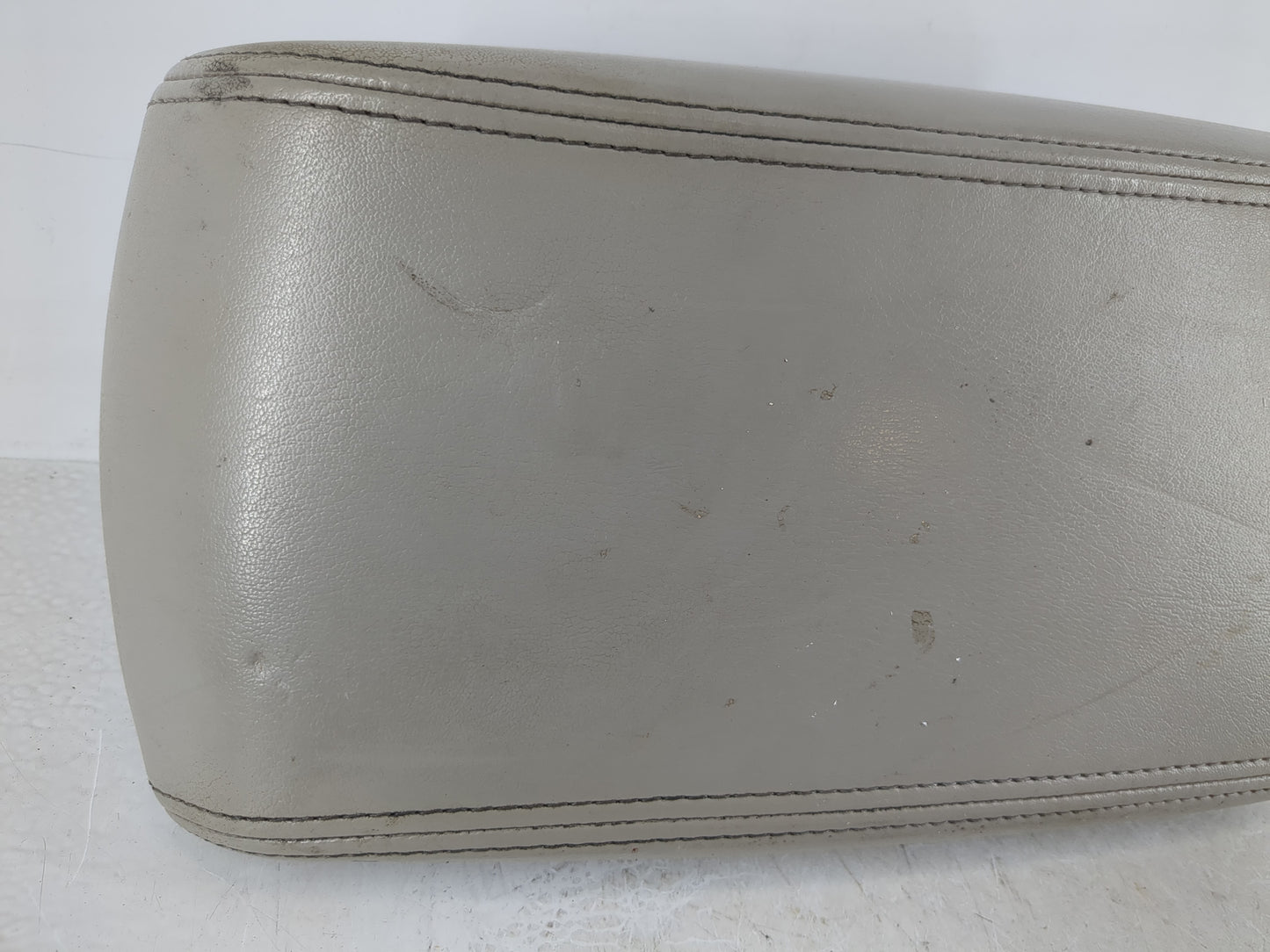 2011 Chevrolet Impala (80 & Up) Impala Center Console Armrest Cover Lid Fits Fits 2007 2008 2009 2010 2012 2013 2014 2015 20