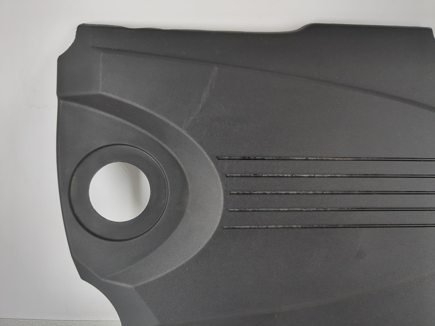 2011 Chevrolet Impala (80 & Up) Impala Engine Cover Black - Oemusedautoparts1.com