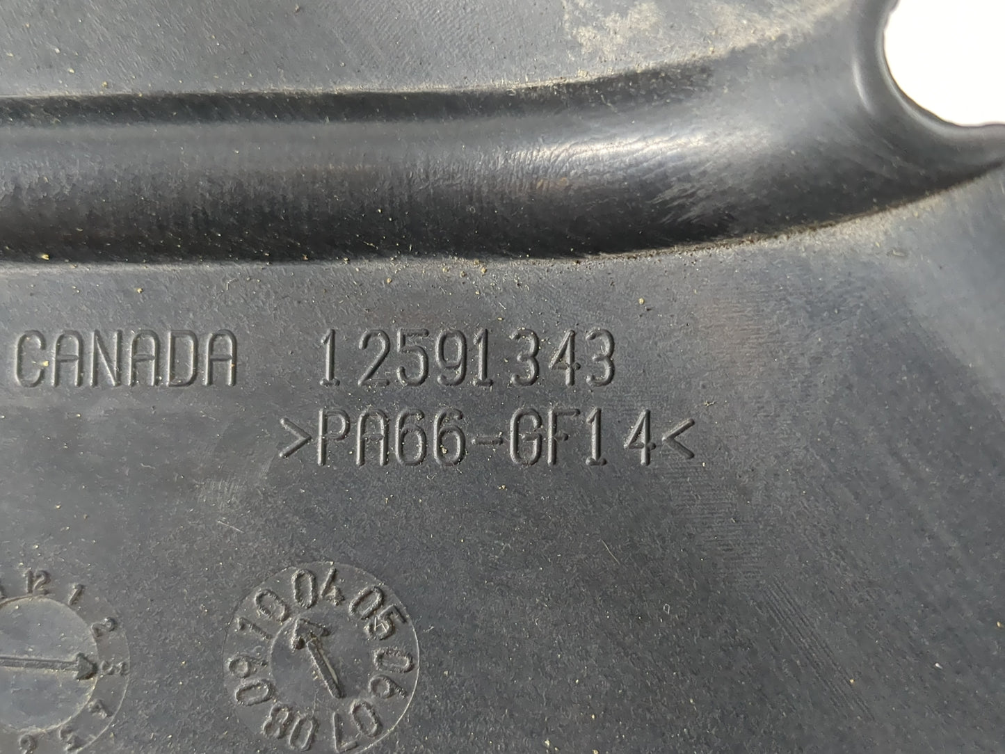 2011 Chevrolet Impala (80 & Up) Impala Engine Cover Black - Oemusedautoparts1.com