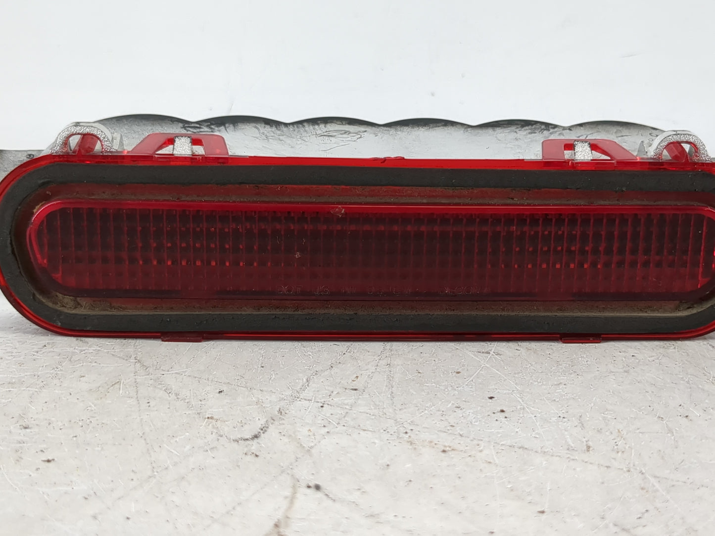 2011 Chevrolet Impala (80 & Up) Impala Third Brake Light Tail Light Fits OEM Used Auto Parts - Oemusedautoparts1.com