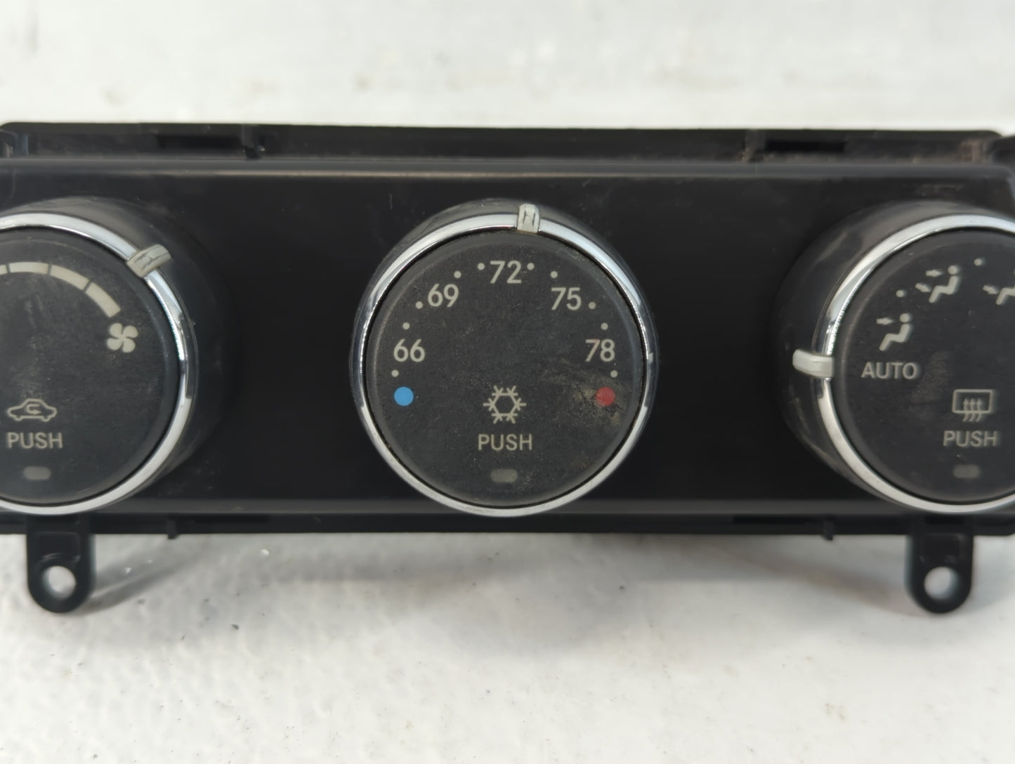 2011-2014 Chrysler 200 Climate Control Module Temperature AC/Heater Replacement P/N:P55111888AF Fits Fits 2011 2012 2013 201