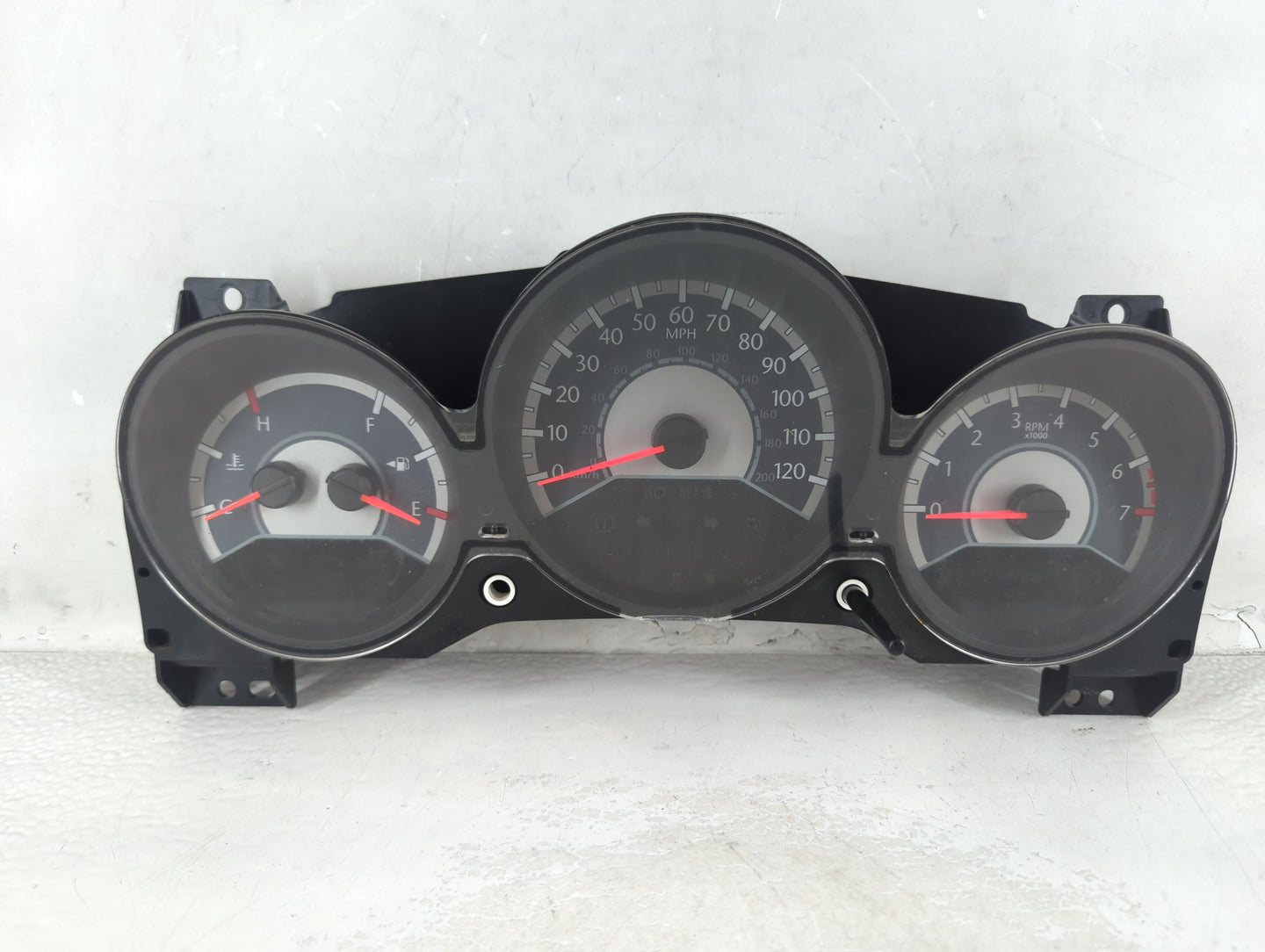 2011-2014 Chrysler 200 Instrument Cluster Speedometer Gauges P/N:P56046514AE Fits Fits 2011 2012 2013 2014 OEM Used Auto Par