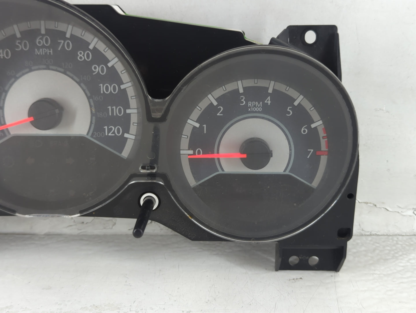 2011-2014 Chrysler 200 Instrument Cluster Speedometer Gauges P/N:P56046514AE Fits Fits 2011 2012 2013 2014 OEM Used Auto Par