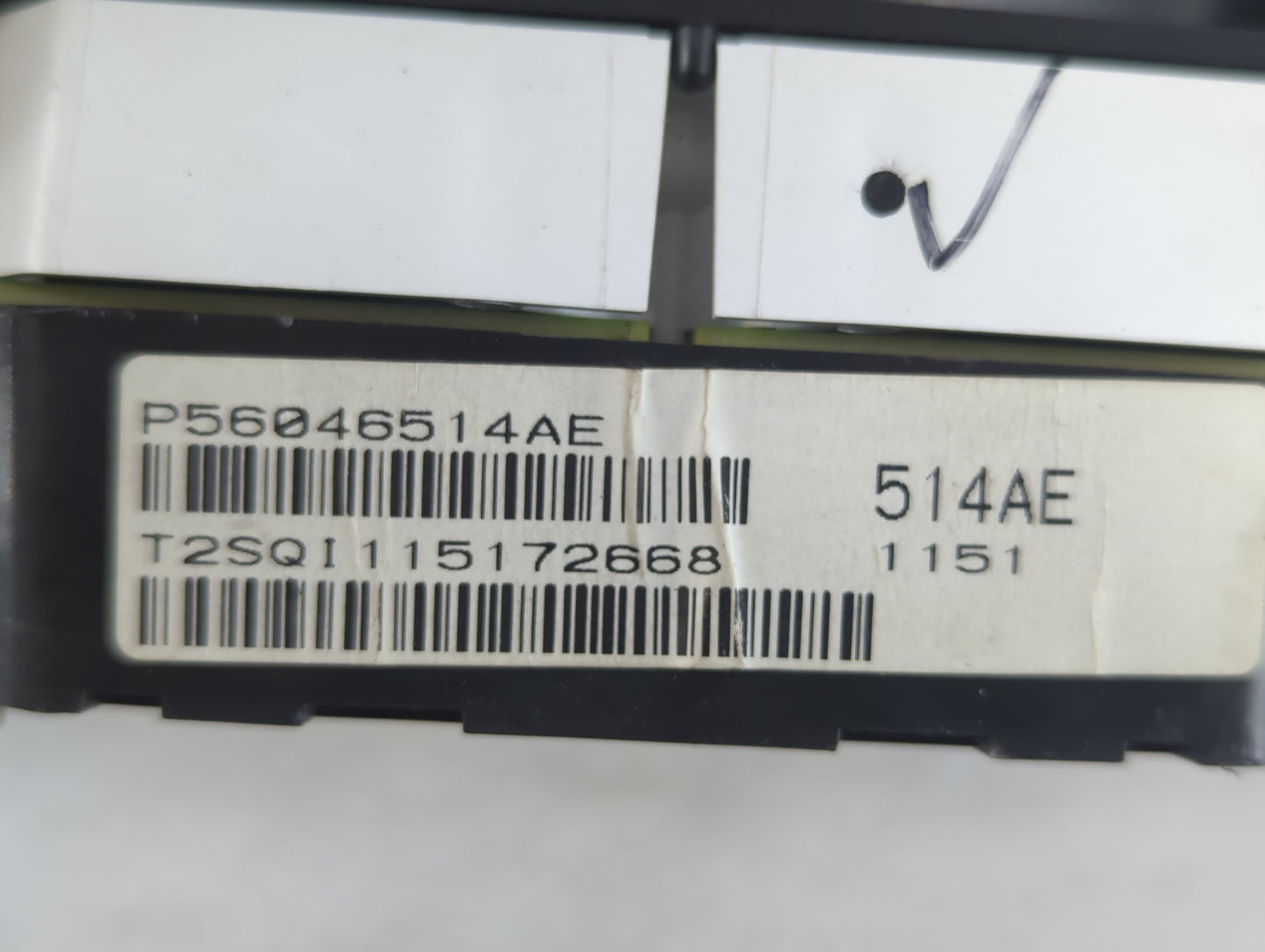 2011-2014 Chrysler 200 Instrument Cluster Speedometer Gauges P/N:P56046514AE Fits Fits 2011 2012 2013 2014 OEM Used Auto Par