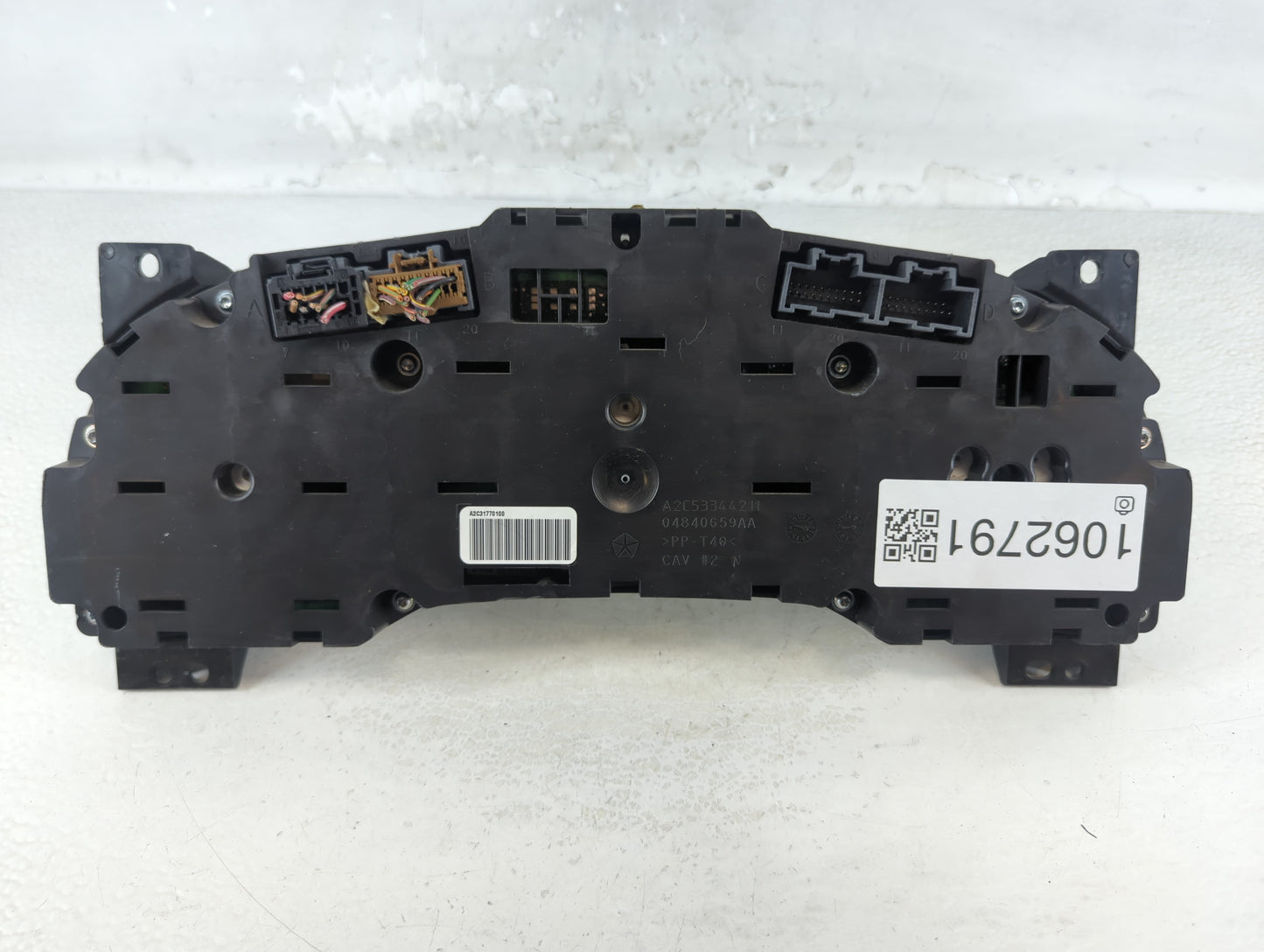 2011-2014 Chrysler 200 Instrument Cluster Speedometer Gauges P/N:P56046514AE Fits Fits 2011 2012 2013 2014 OEM Used Auto Par
