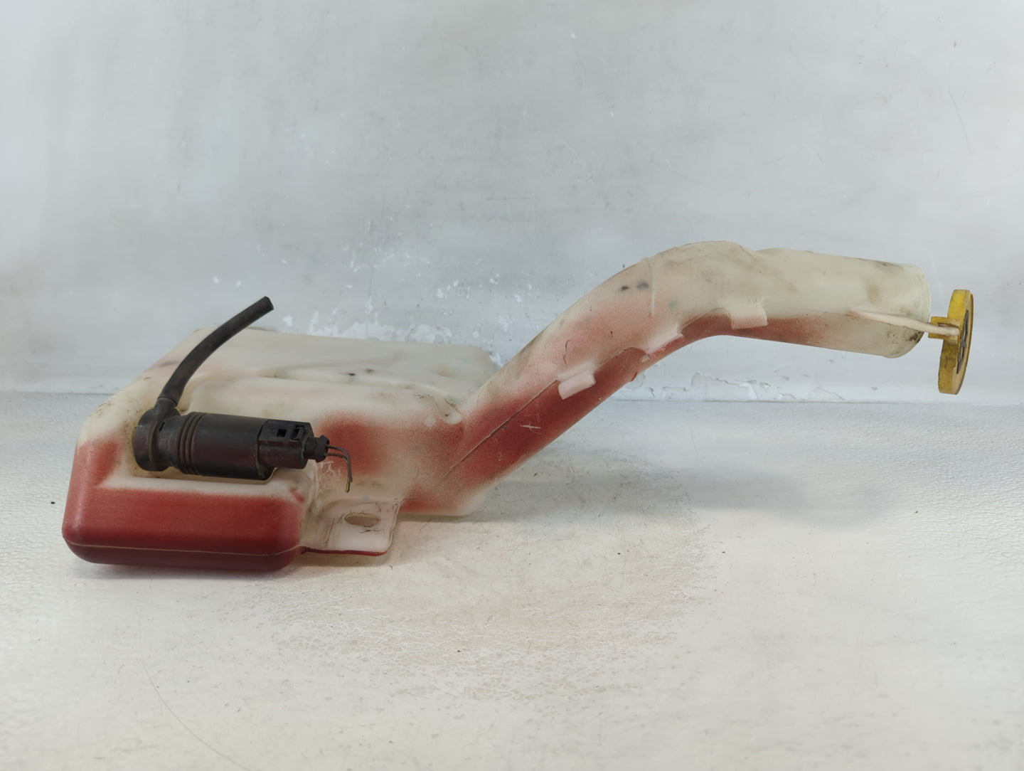 2011-2014 Chrysler 200 Windshield Washer Fluid Reservoir Bottle Oem - Oemusedautoparts1.com