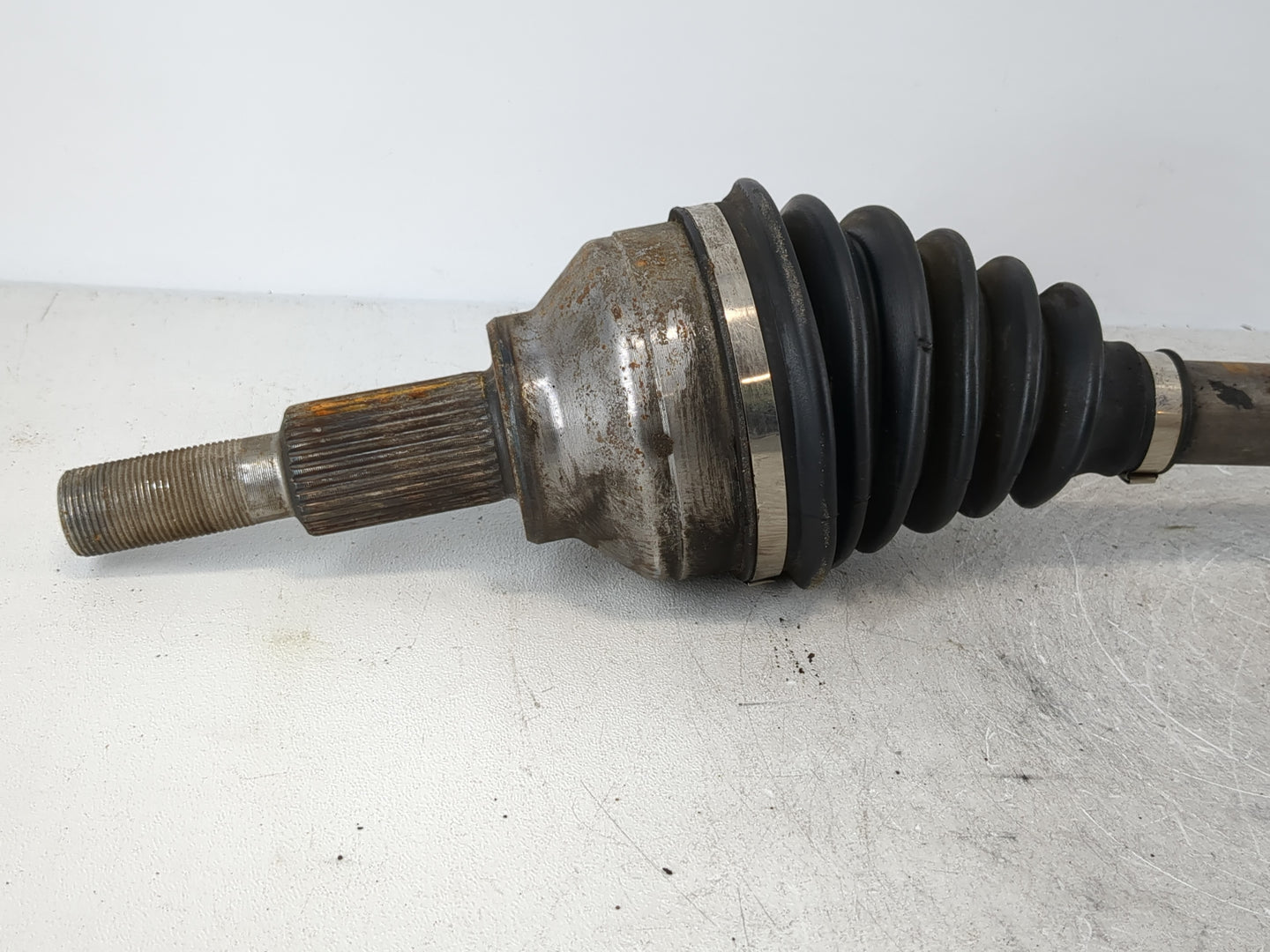 2011-2014 Chrysler 200 Axle Shaft Front Driver Cv C/v - Oemusedautoparts1.com