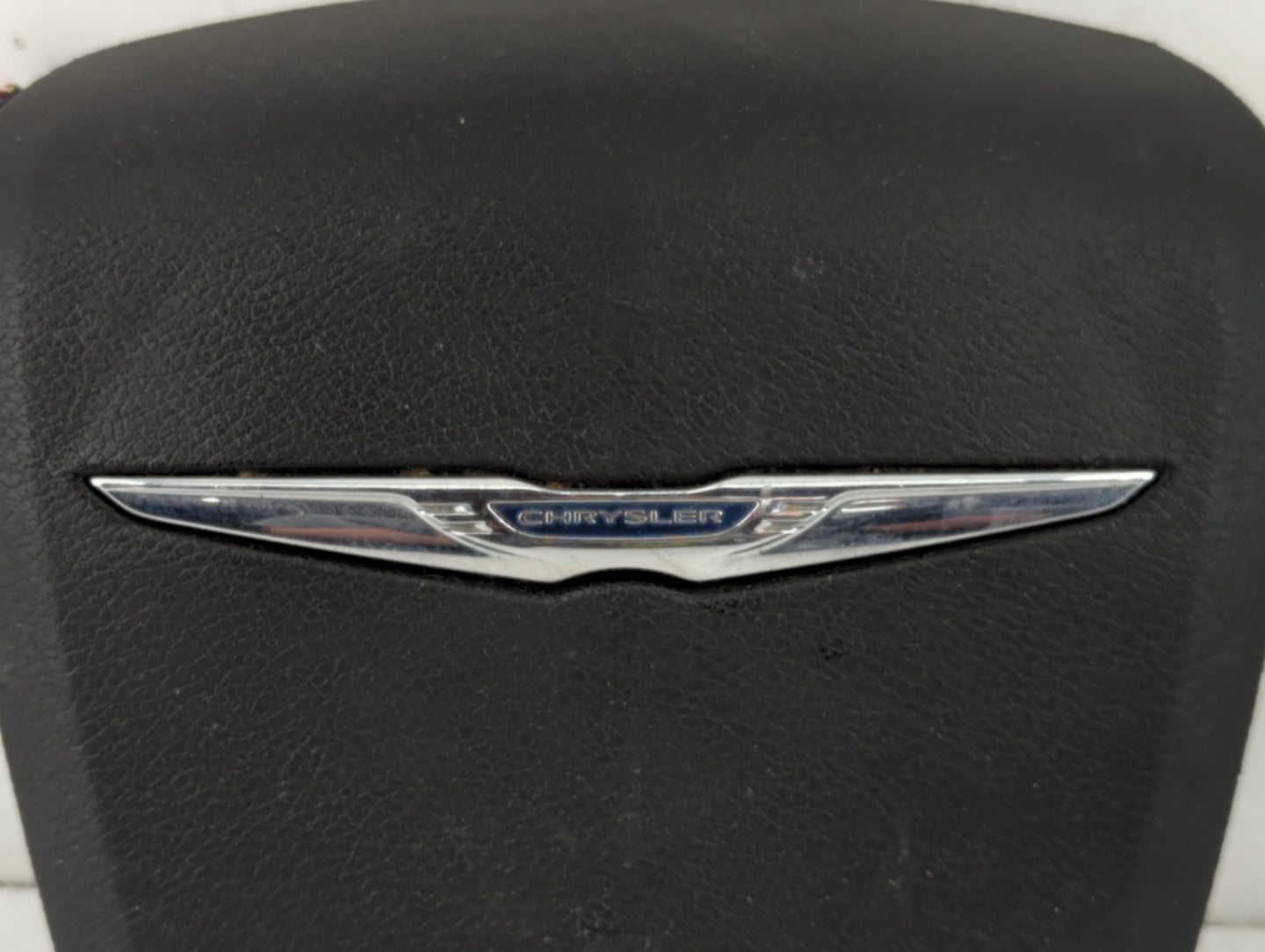 2011-2014 Chrysler 200 Air Bag Driver Left Steering Wheel Mounted P/N:BN550515 Fits Fits 2011 2012 2013 2014 OEM Used Auto P