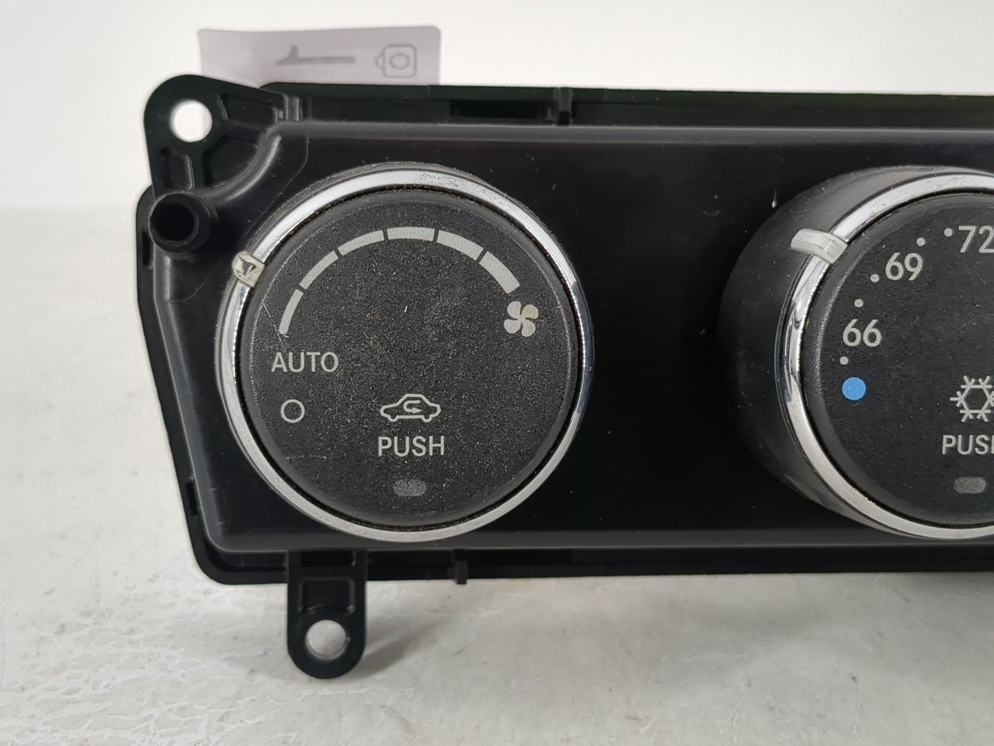 2011-2014 Chrysler 200 Climate Control Module Temperature AC/Heater Replacement P/N:P55111888AG Fits Fits 2010 2011 2012 201