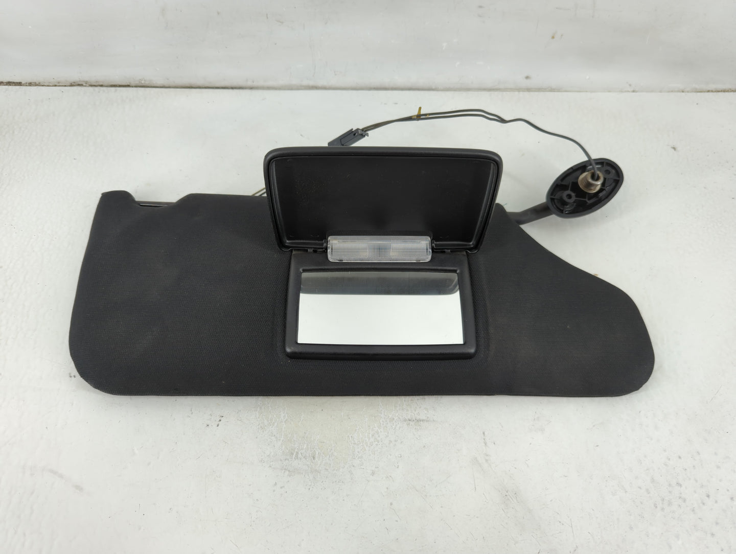 2011-2014 Chrysler 200 Sun Visor Shade Replacement Passenger Right Mirror Fits Fits 2011 2012 2013 2014 OEM Used Auto Parts 