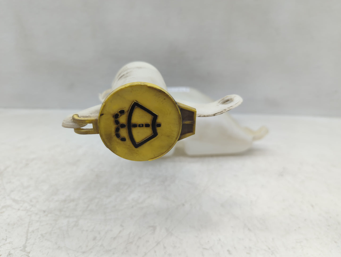 2011-2014 Chrysler 200 Windshield Washer Fluid Reservoir Bottle Oem - Oemusedautoparts1.com