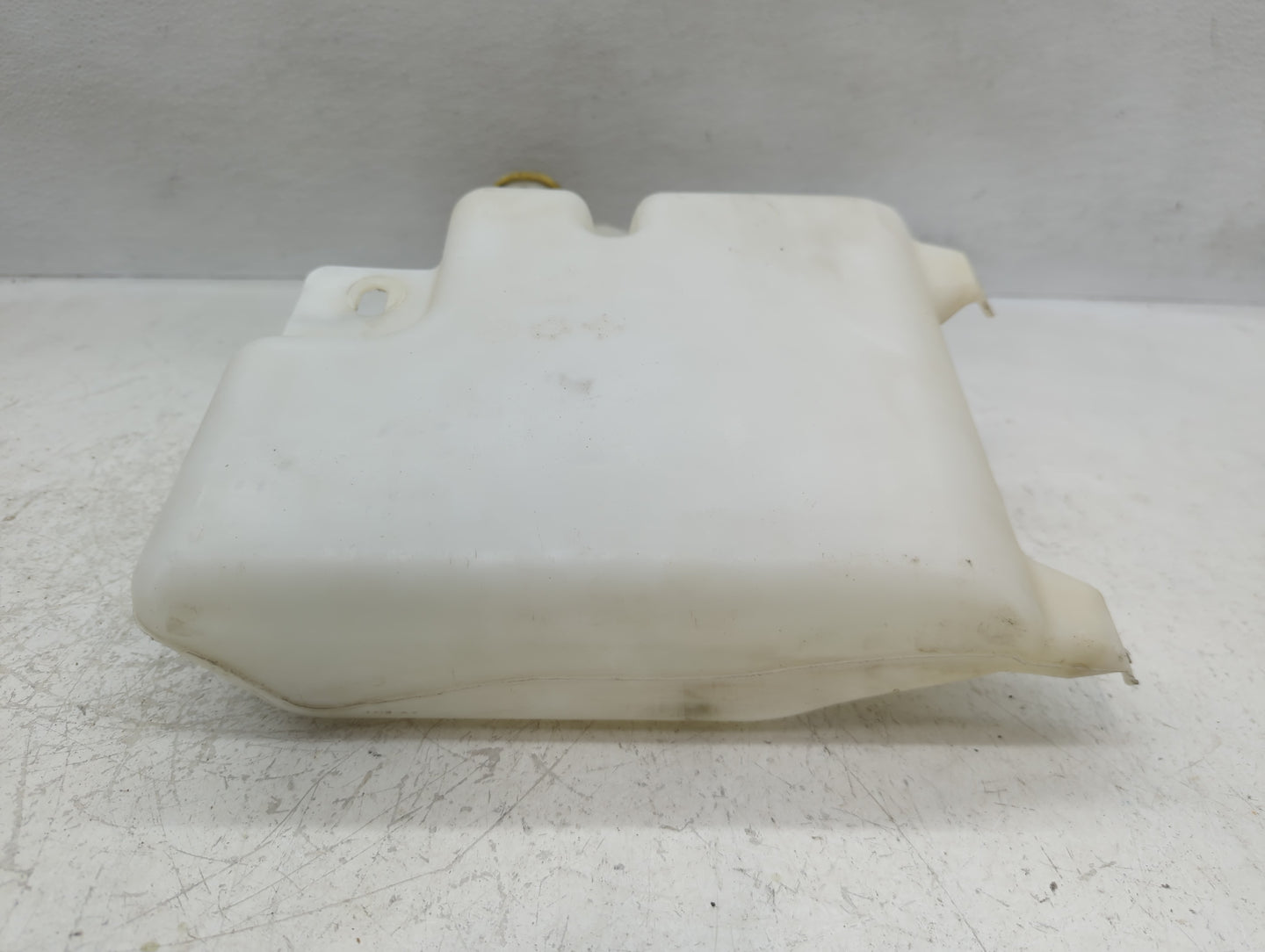 2011-2014 Chrysler 200 Windshield Washer Fluid Reservoir Bottle Oem - Oemusedautoparts1.com