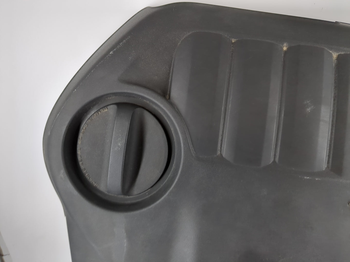 2011 Chrysler 200 Engine Cover - Oemusedautoparts1.com