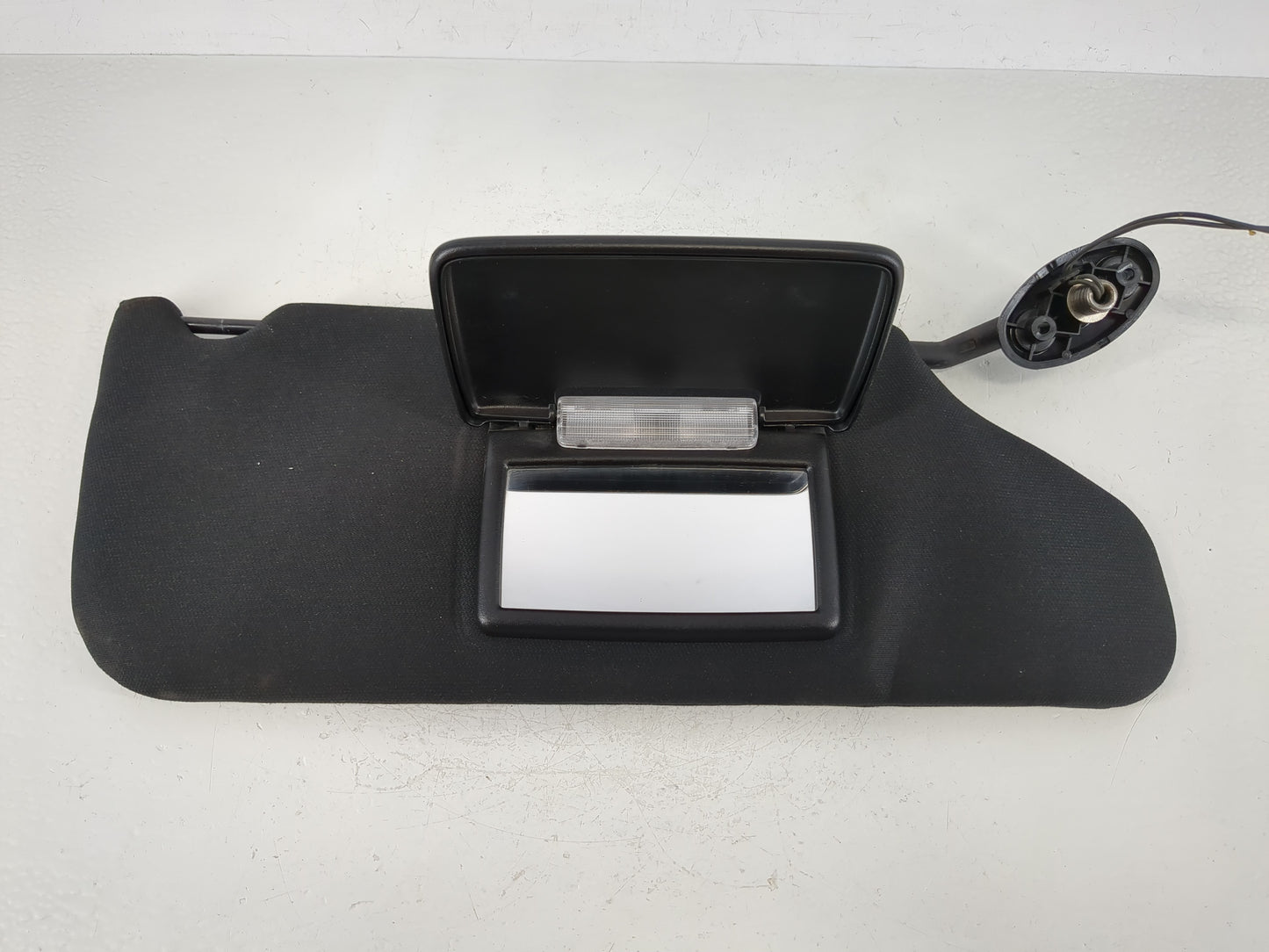 2011-2014 Chrysler 200 Sun Visor Shade Replacement Passenger Right Mirror Fits Fits 2011 2012 2013 2014 OEM Used Auto Parts 