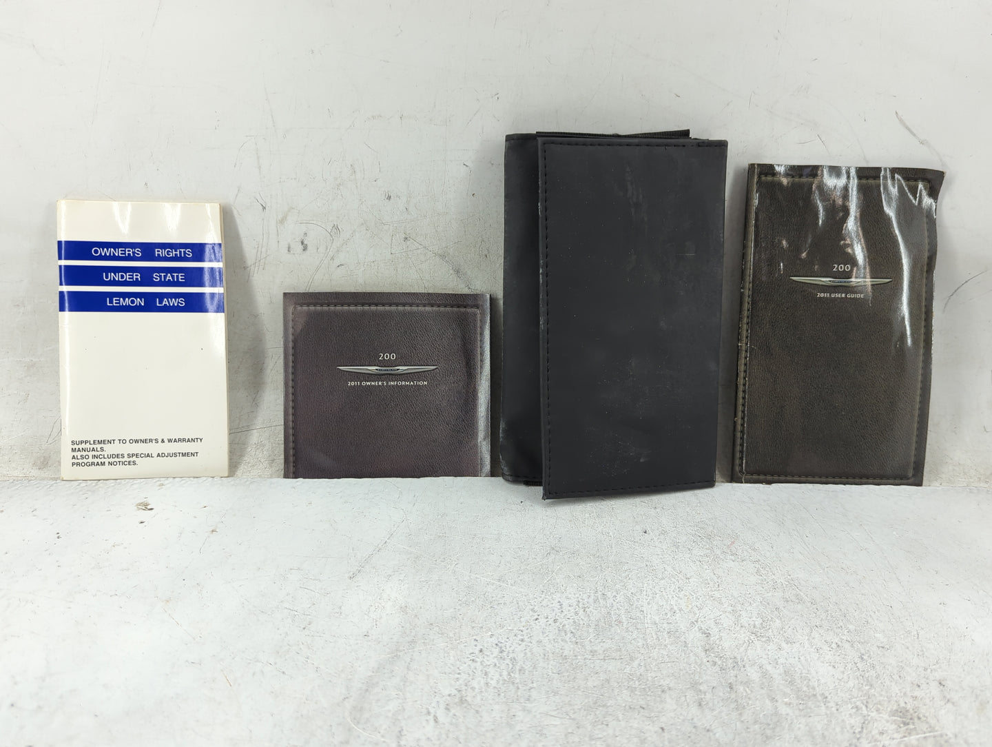 2011 Chrysler 200 Owners Manual Book Guide OEM Used Auto Parts - Oemusedautoparts1.com