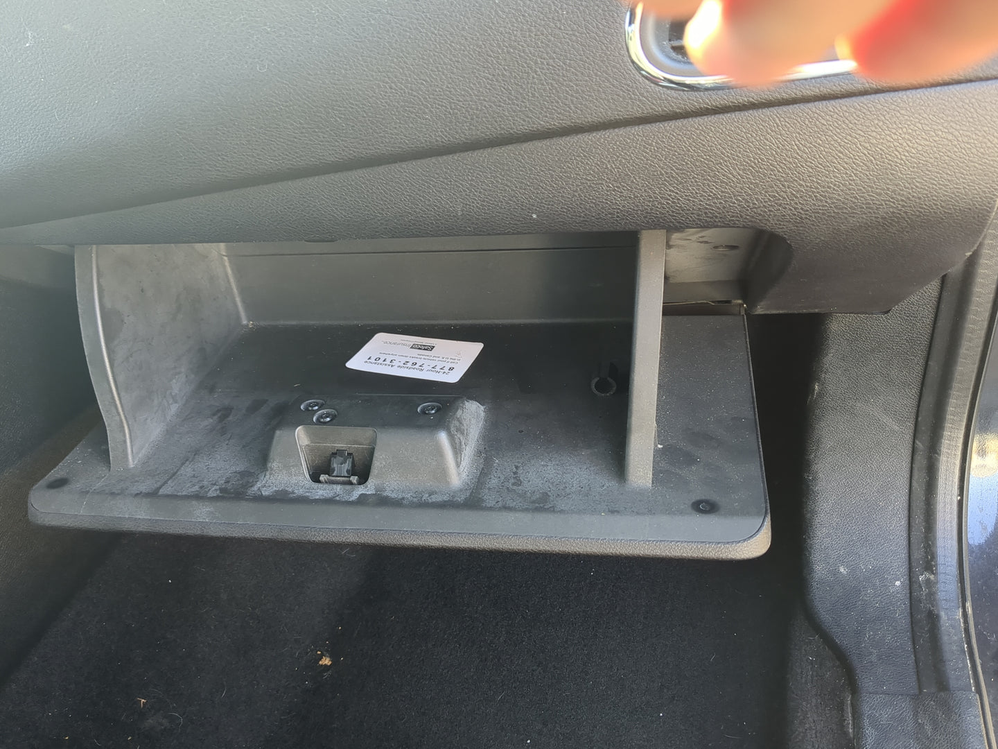 2011 Chrysler 200 Passenger Glove Box Door Storage Compartment - Oemusedautoparts1.com
