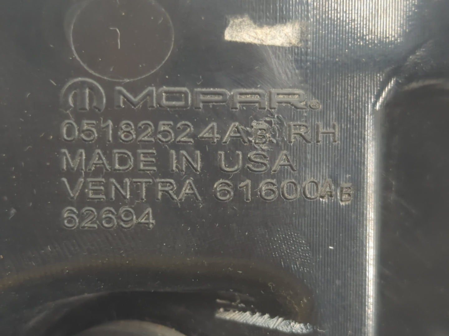 2011-2014 Chrysler 200 Tail Light Assembly Passenger Right OEM P/N:05182524AB Fits Fits 2011 2012 2013 2014 OEM Used Auto Pa