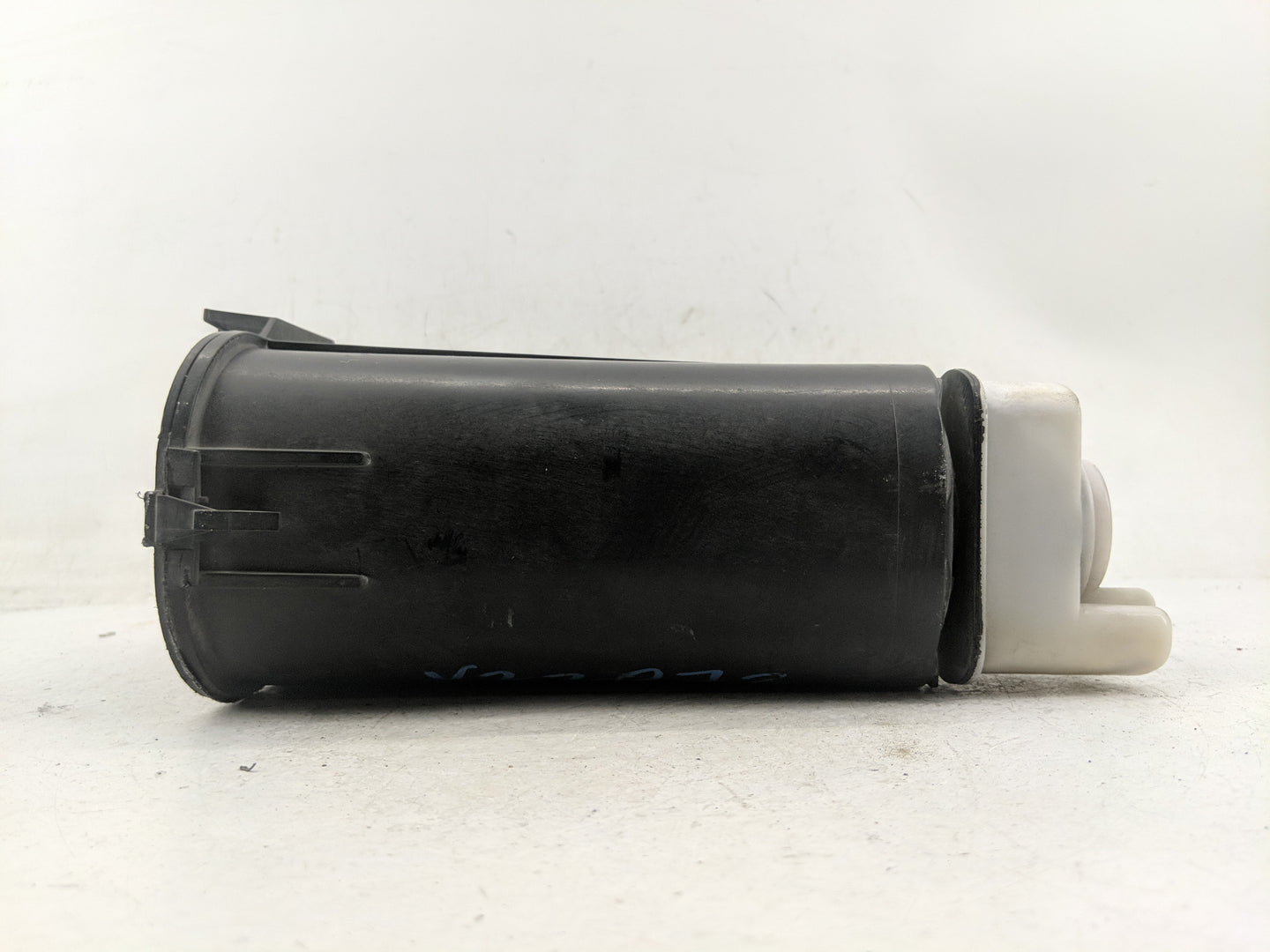 2011 Chrysler 200 Fuel Vapor Charcoal Canister - Oemusedautoparts1.com