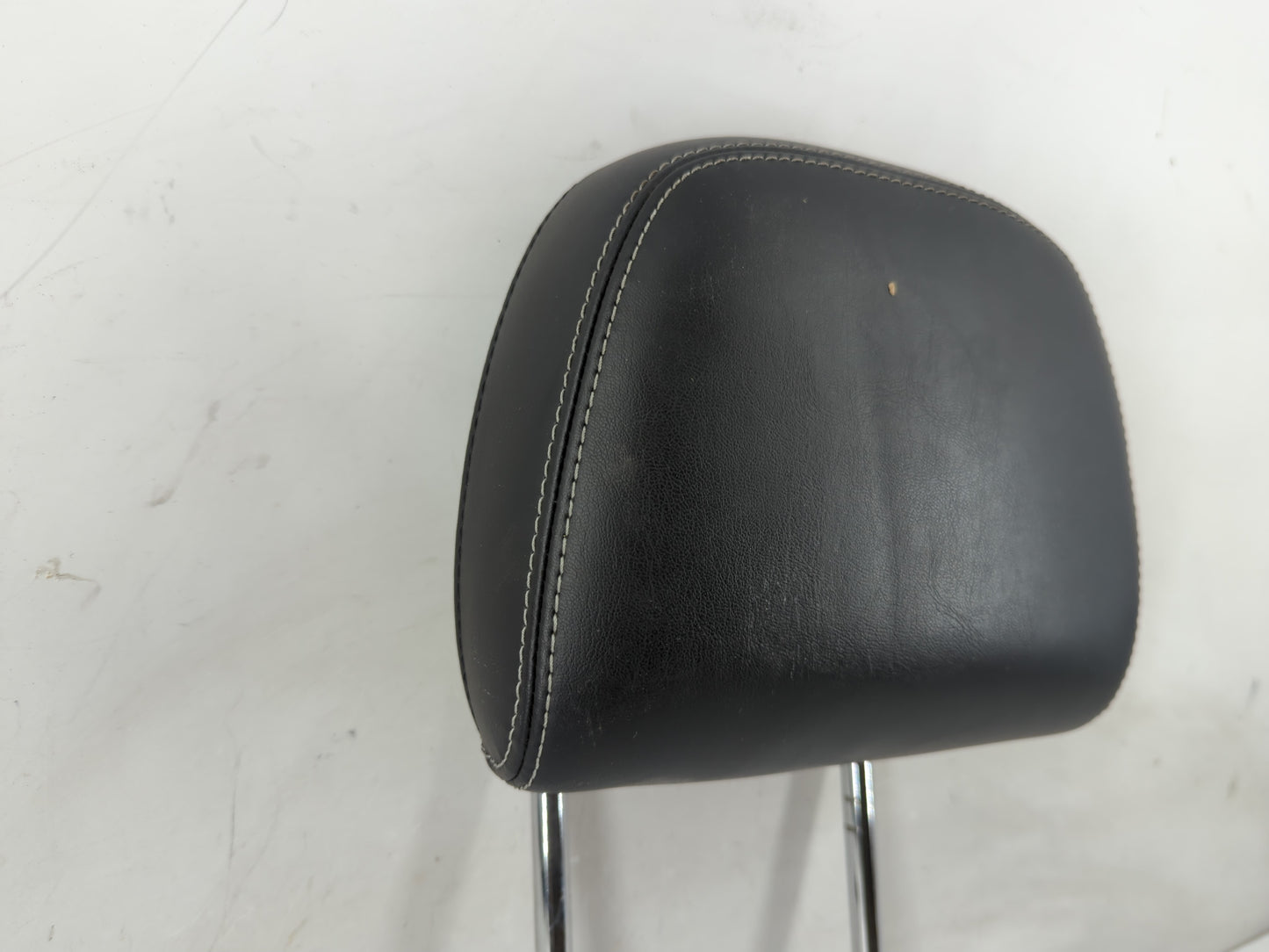 2011 Chrysler 200 Headrest Head Rest Rear Seat Fits OEM Used Auto Parts - Oemusedautoparts1.com